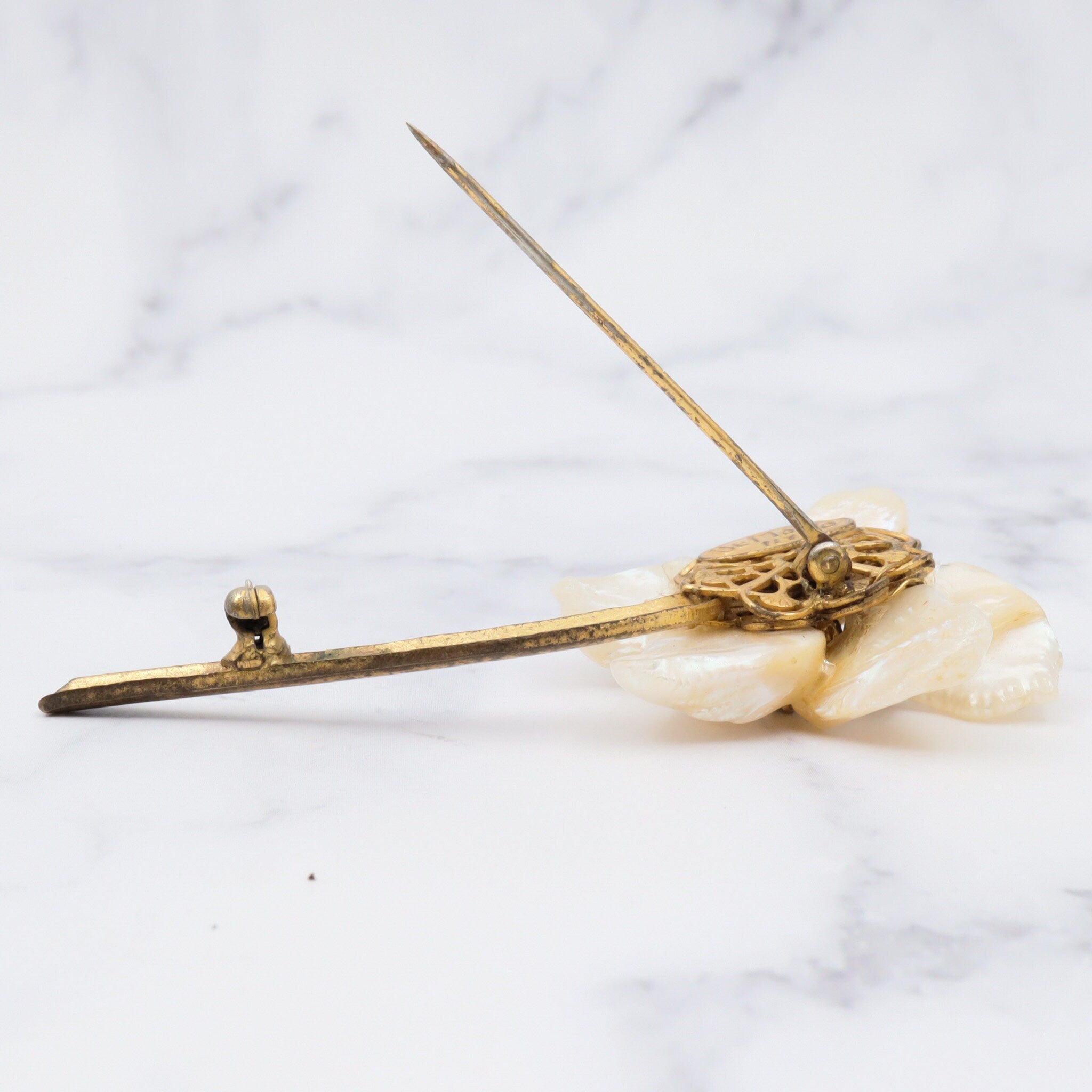 Vintage de mario baroque pearl and rhinestone gold plated flower brooch