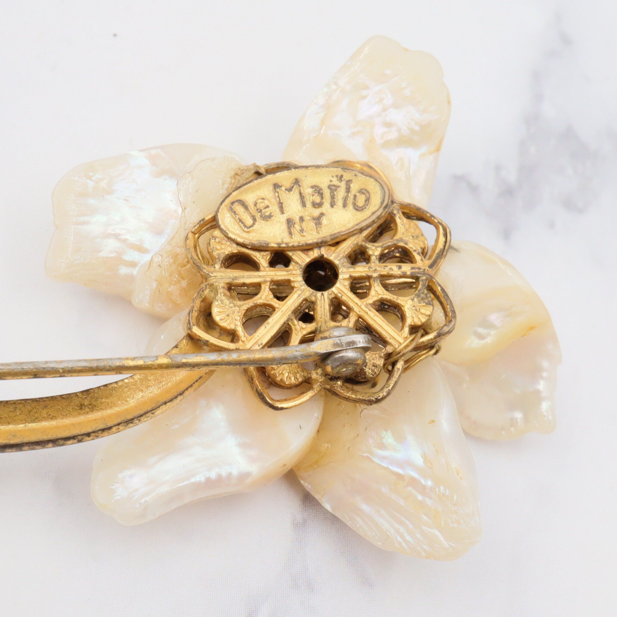 Vintage de mario baroque pearl and rhinestone gold plated flower brooch