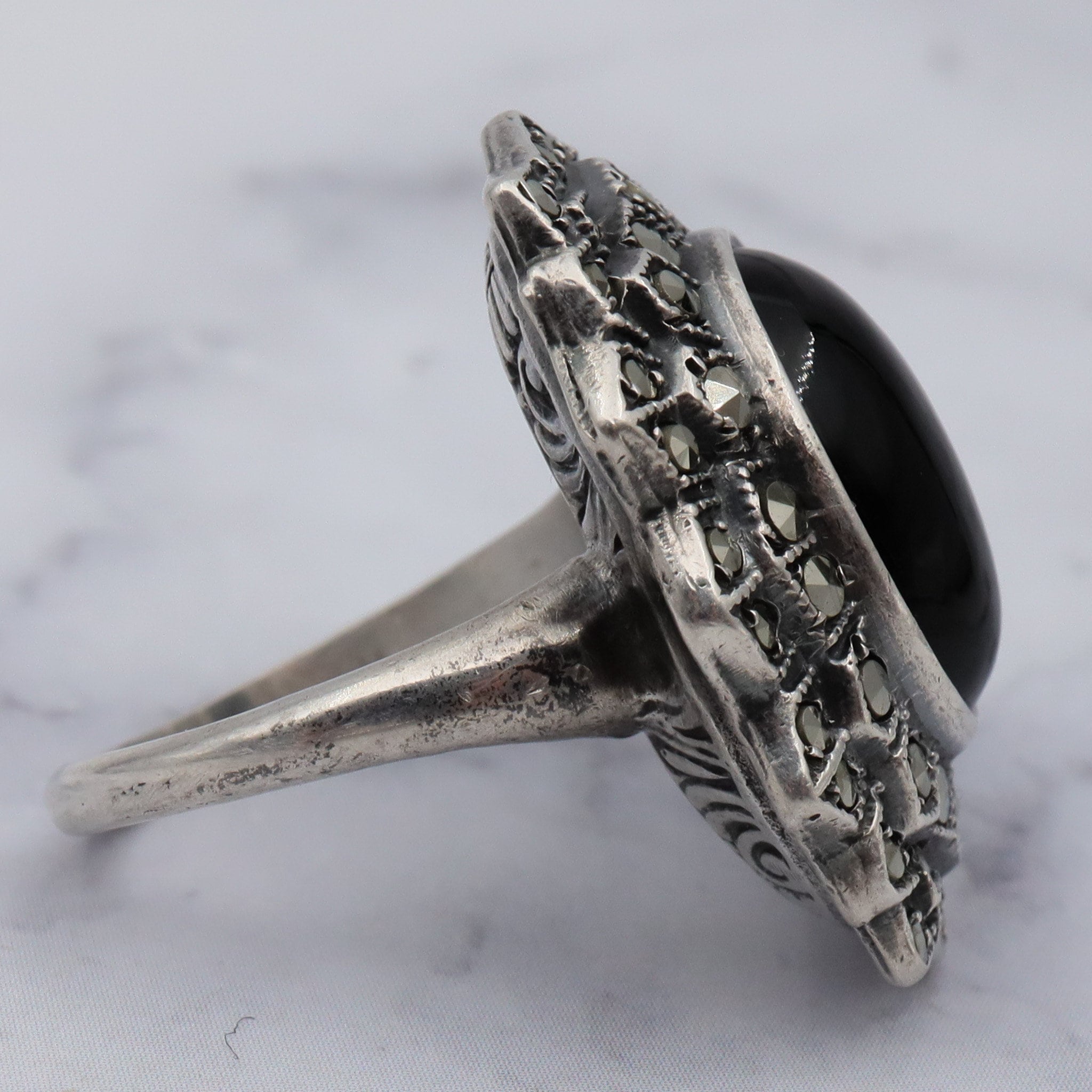 Antique Art Deco Uncas sterling, black glass stone & marcasite ring, sz 5.5