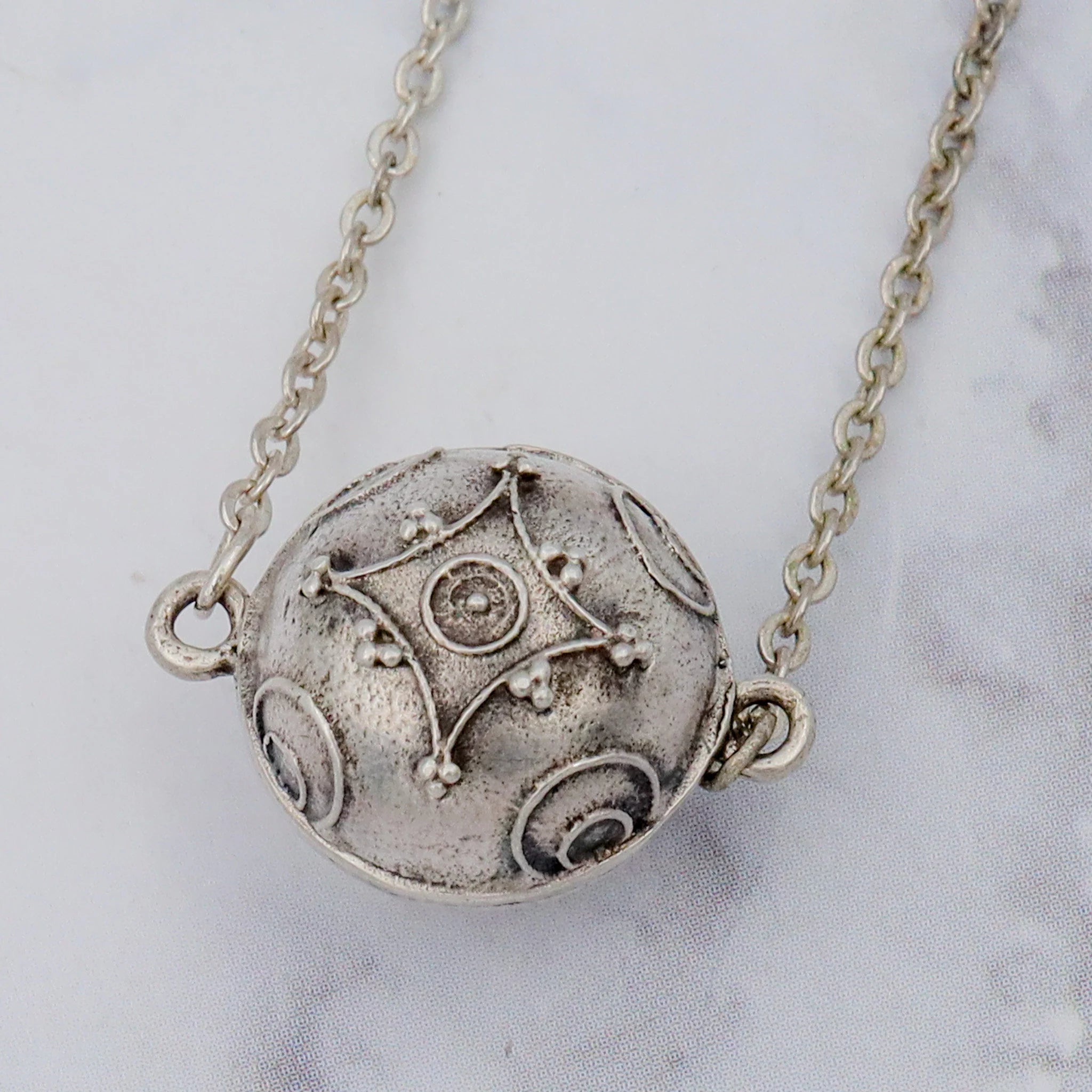 Vintage sterling etruscan style bead pendant necklace, 16