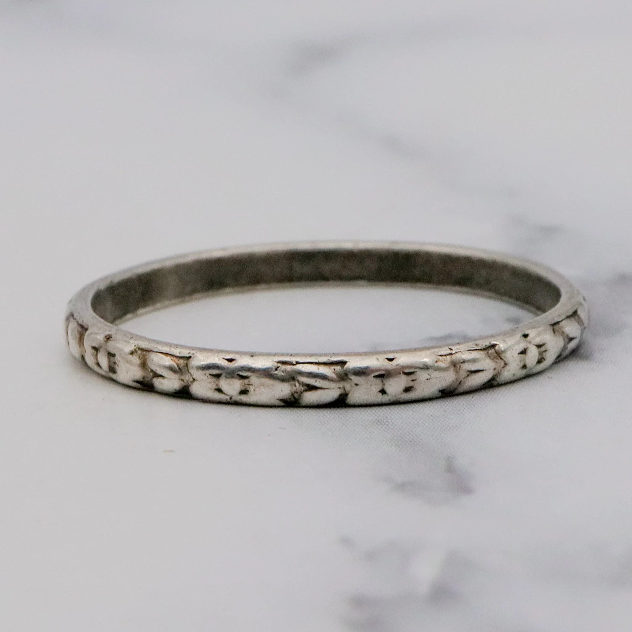 Antique Deco Uncas sterling forget me not band, sz 6.25