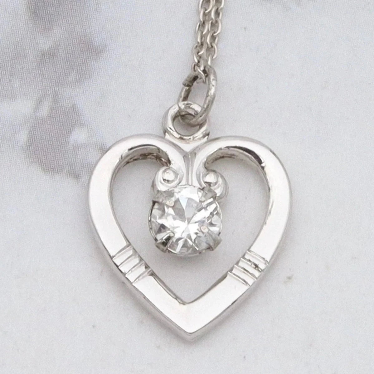 Retro Theda sterling & quartz gem heart necklace