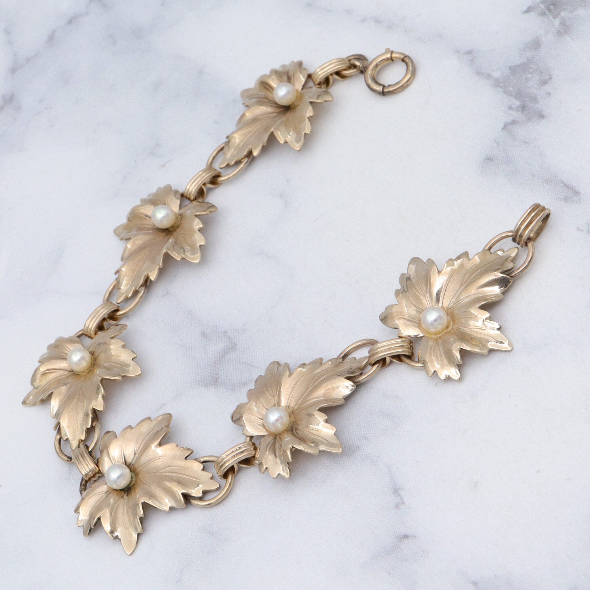 Retro 12k gold filled maple leaf link bracelet with genuine pearls