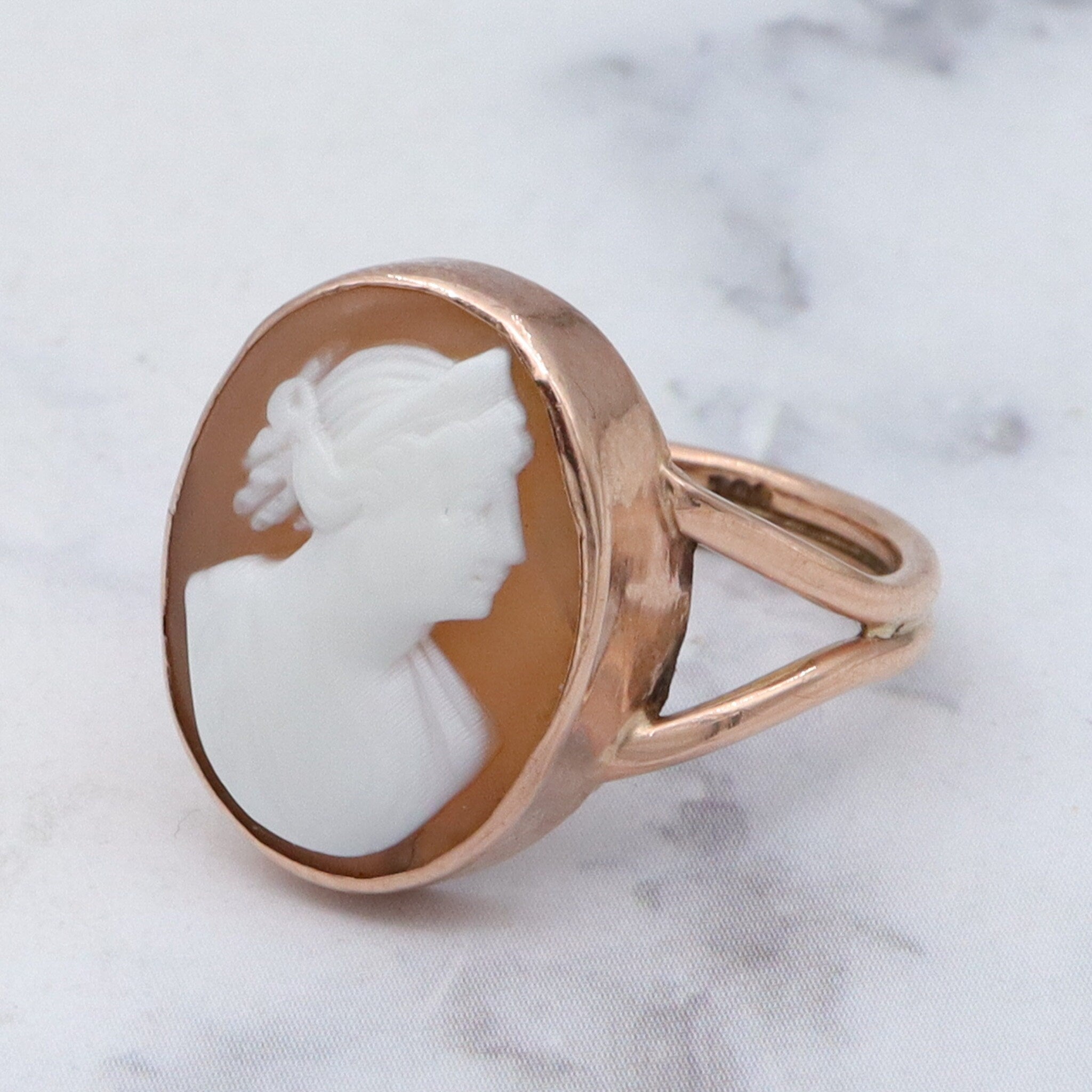 Antique Victorian 9k gold shell cameo ring, sz 6.75