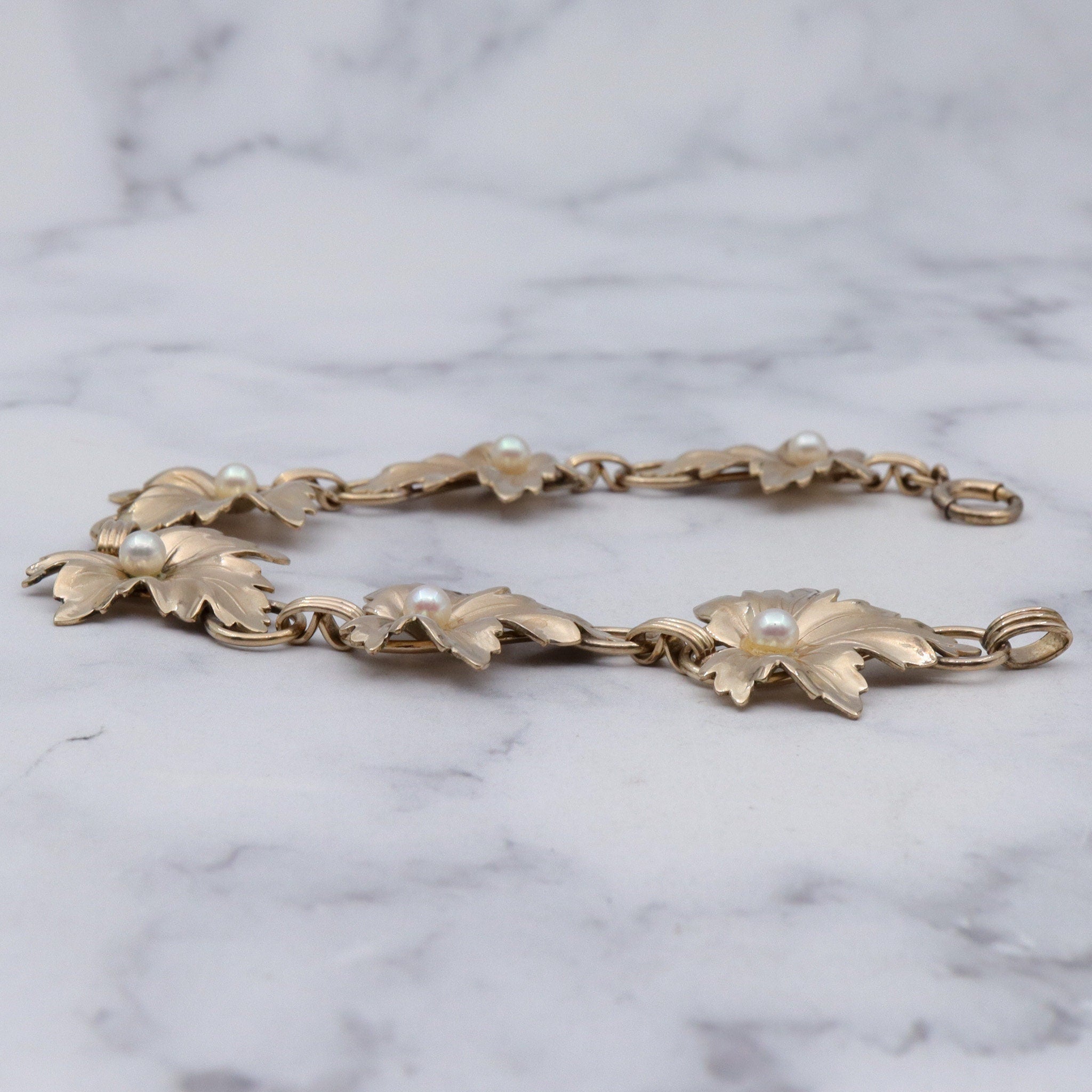 Retro 12k gold filled maple leaf link bracelet with genuine pearls