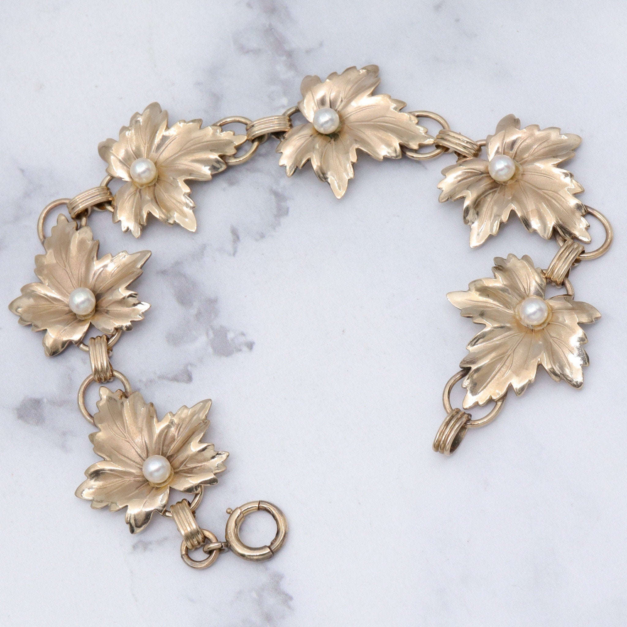 Retro 12k gold filled maple leaf link bracelet with genuine pearls