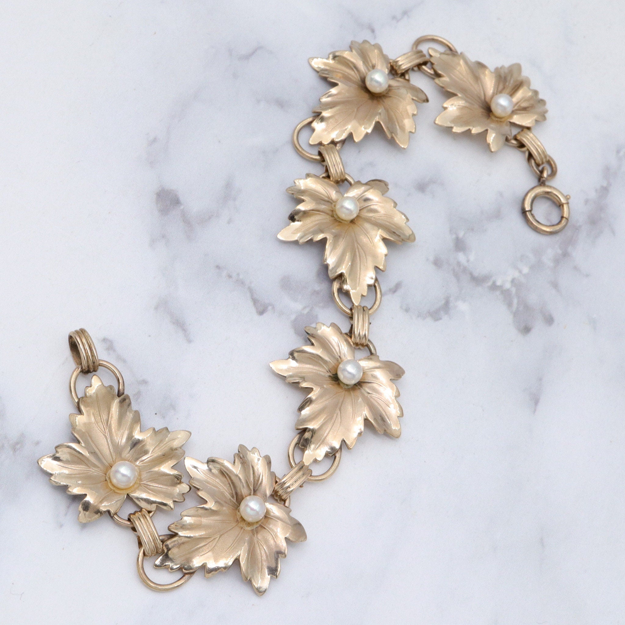 Retro 12k gold filled maple leaf link bracelet with genuine pearls
