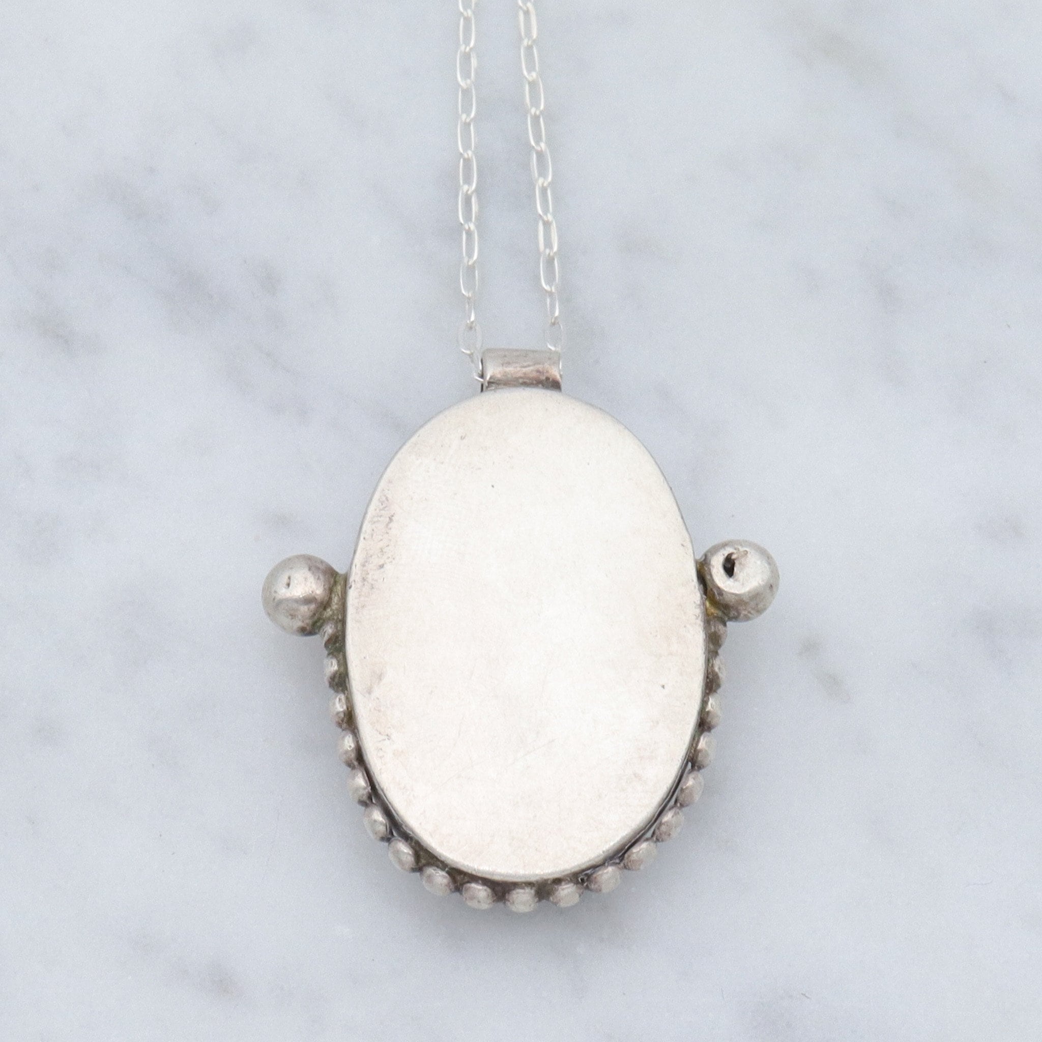 Vintage Native American sterling & banded agate pendant necklace, 18”