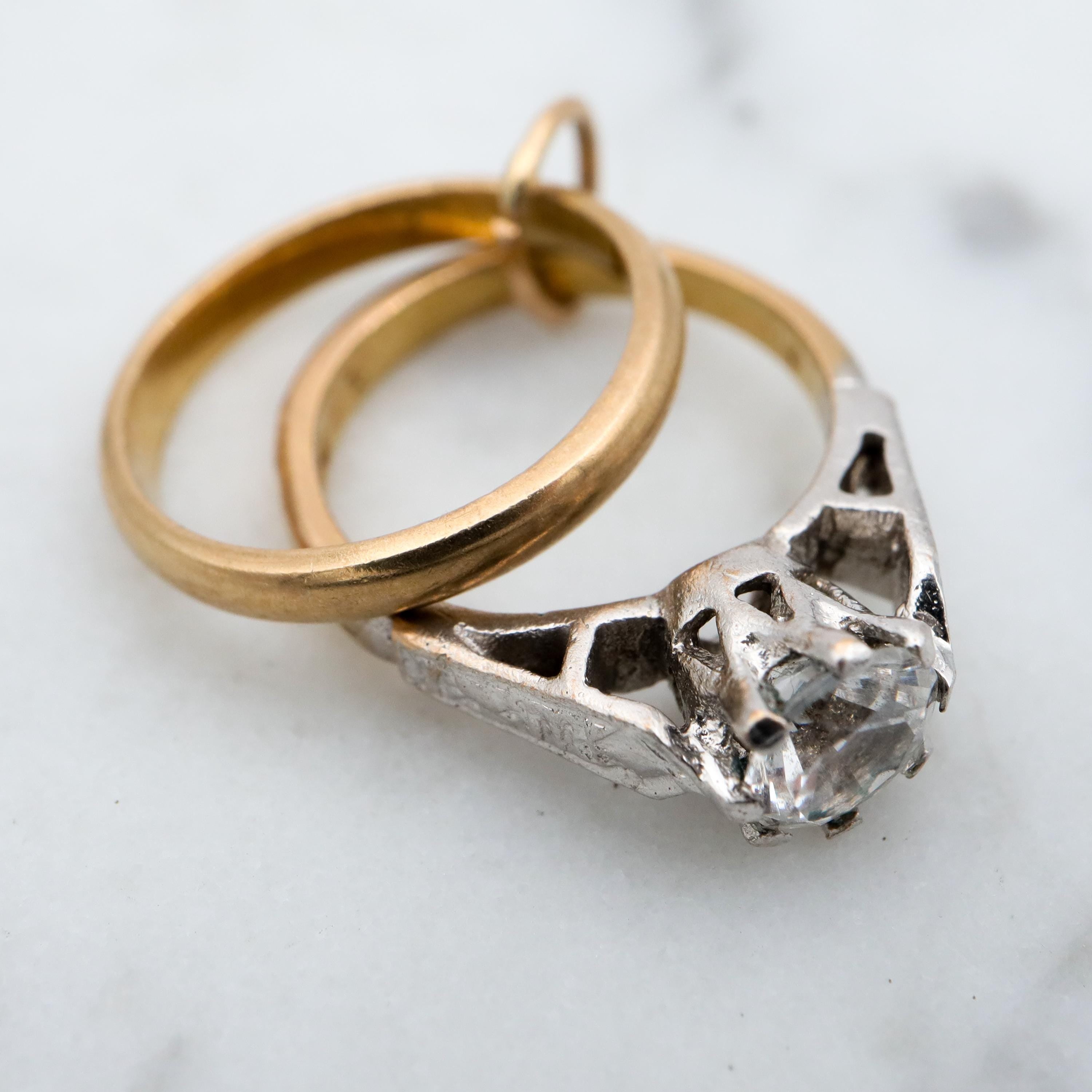 Vintage English 9k gold engagement & wedding ring charm pendant