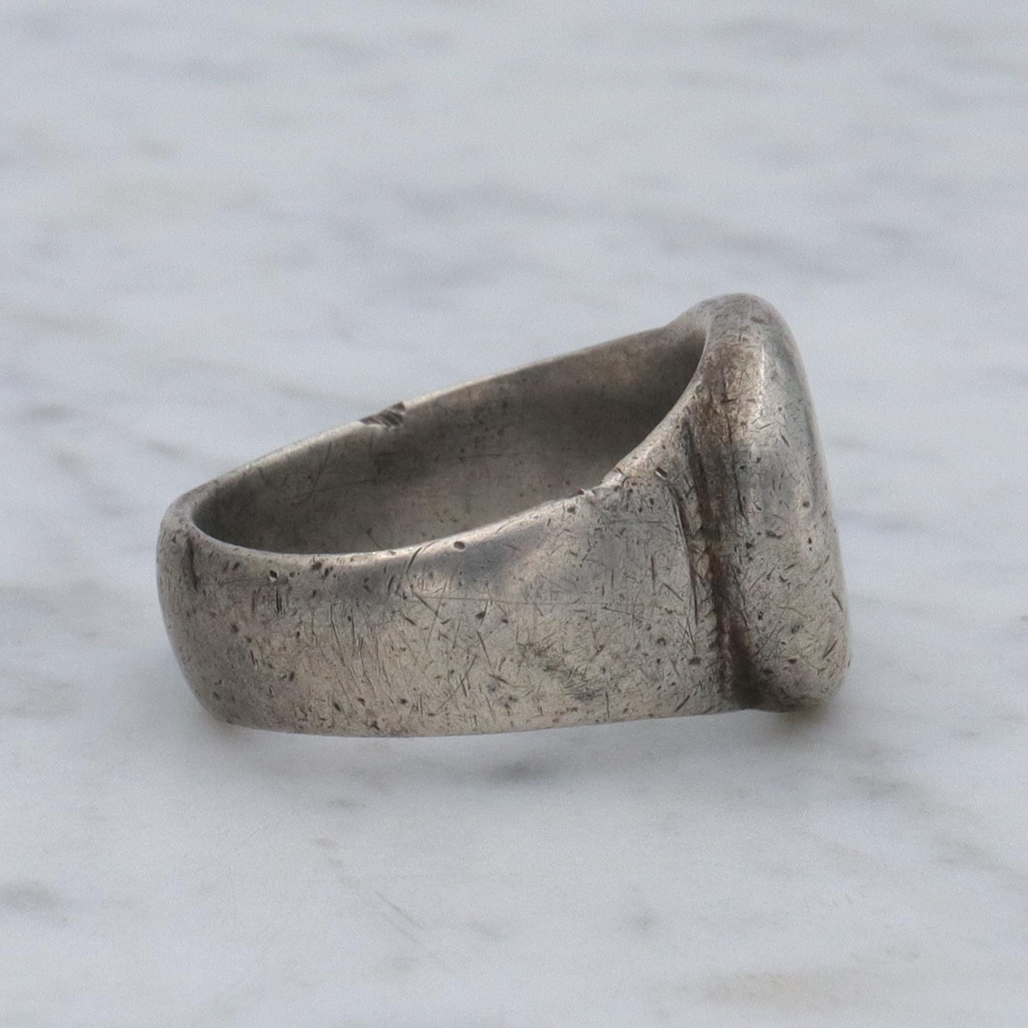 Ancient Middle Eastern silver signet ring, sz 9