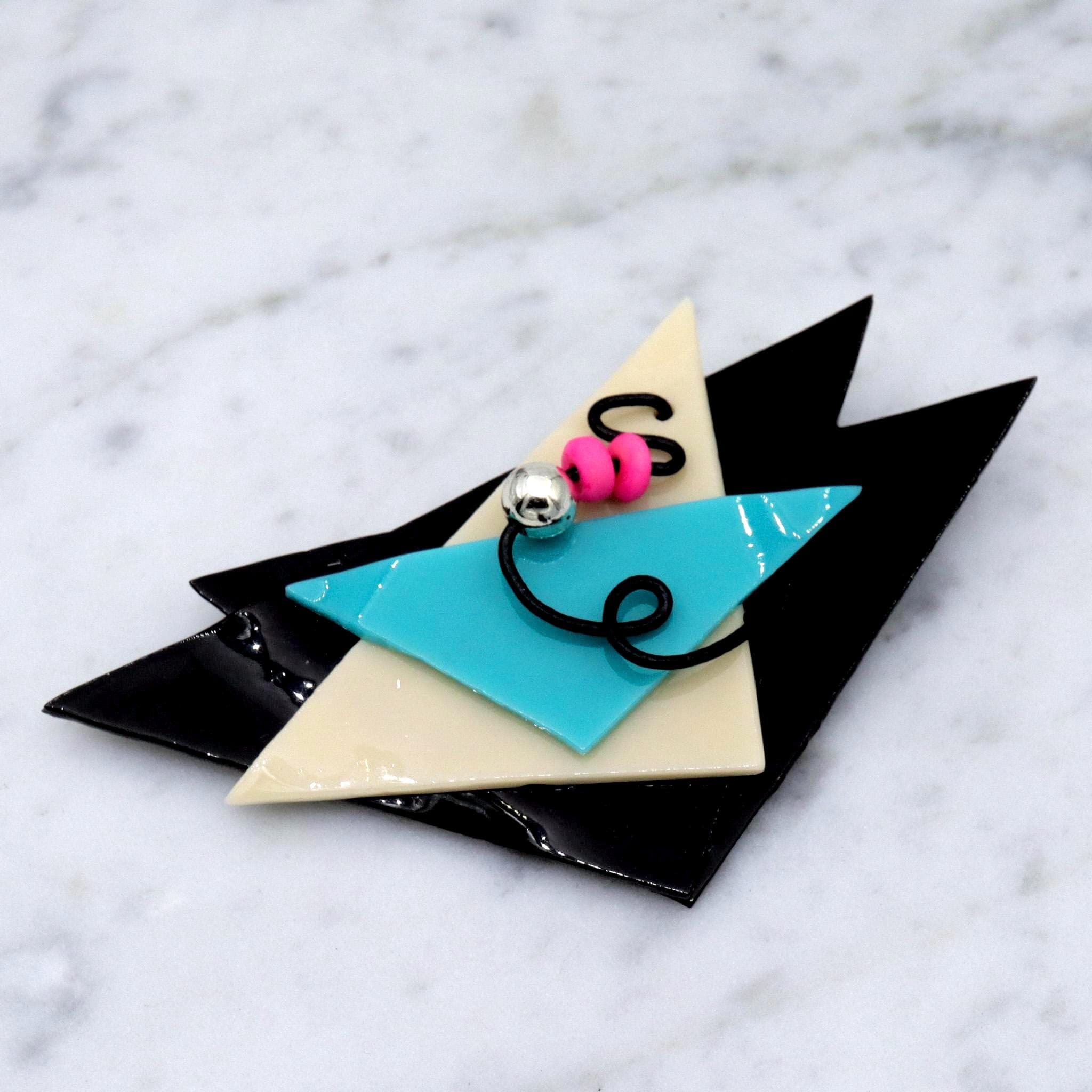 Retro handmade art glass triangular brooch