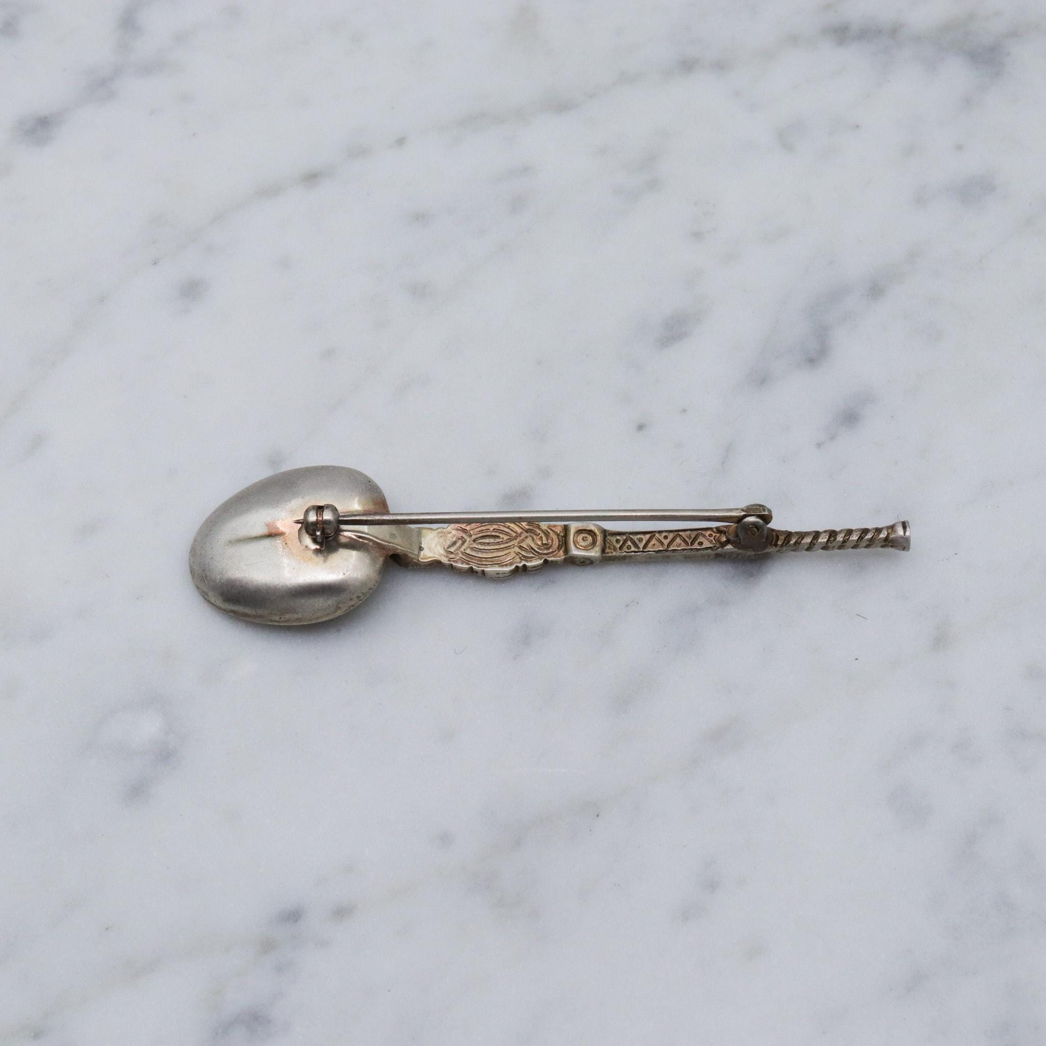 Antique 1910 Cornelius Saunders & Frank Shepherd sterling silver London coronation spoon pin