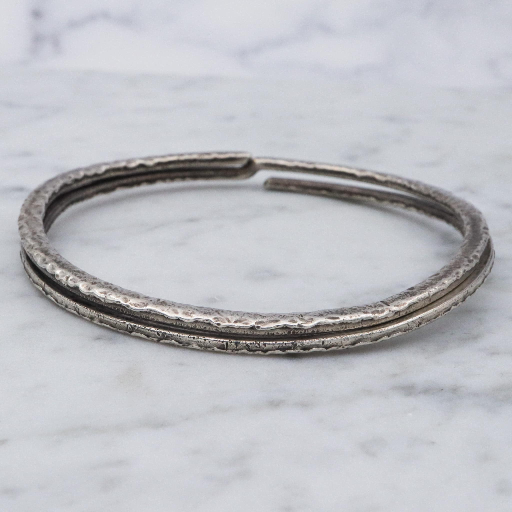 Rare antique Tiffany & Co hand hammered sterling silver split key ring bangle