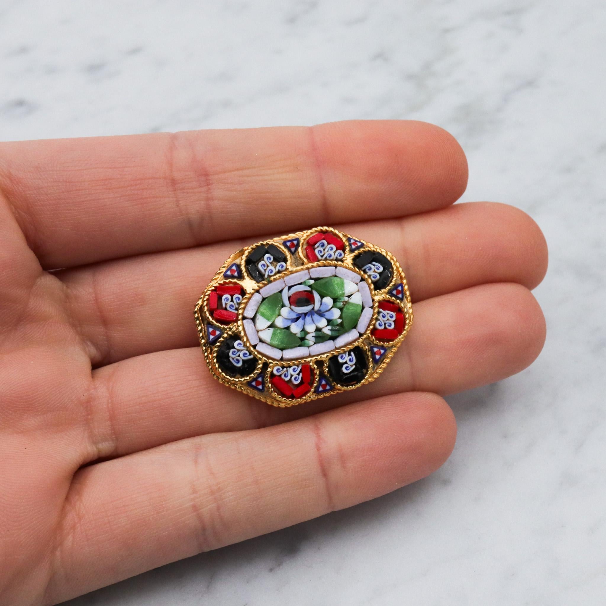 Vintage Italian micro mosaic tile gold plated brooch
