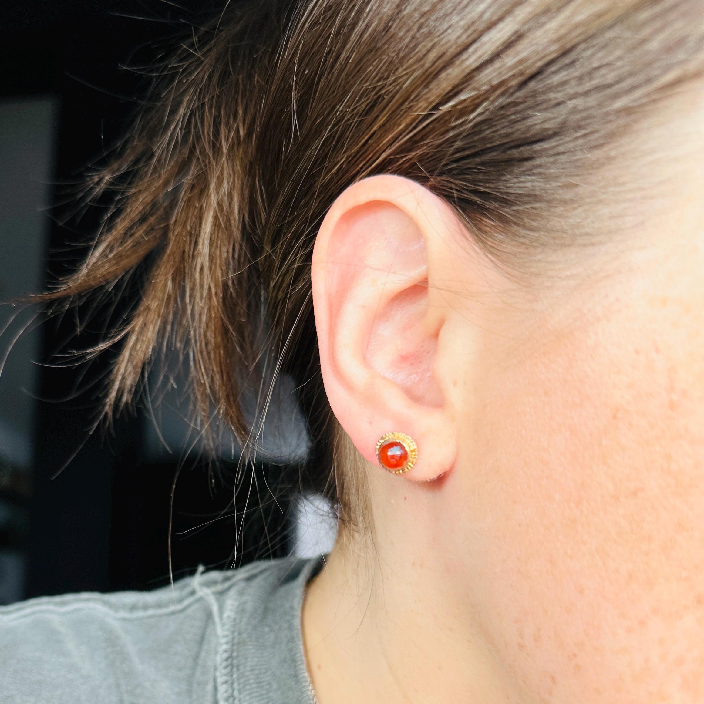 Vintage 9k gold red moss agate stud earrings