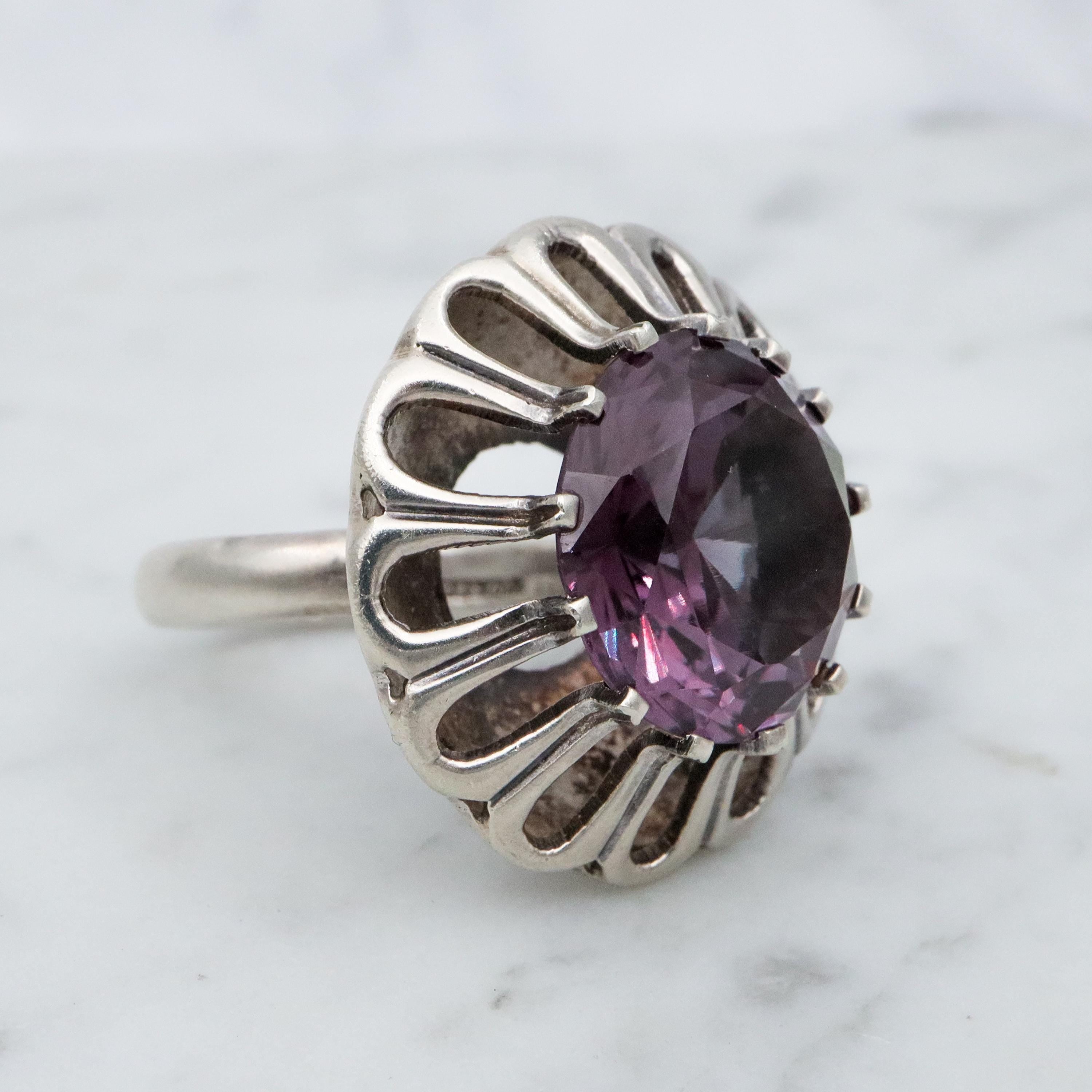 Mexican Modern sterling synthetic color change sapphire flower ring, size 5.25