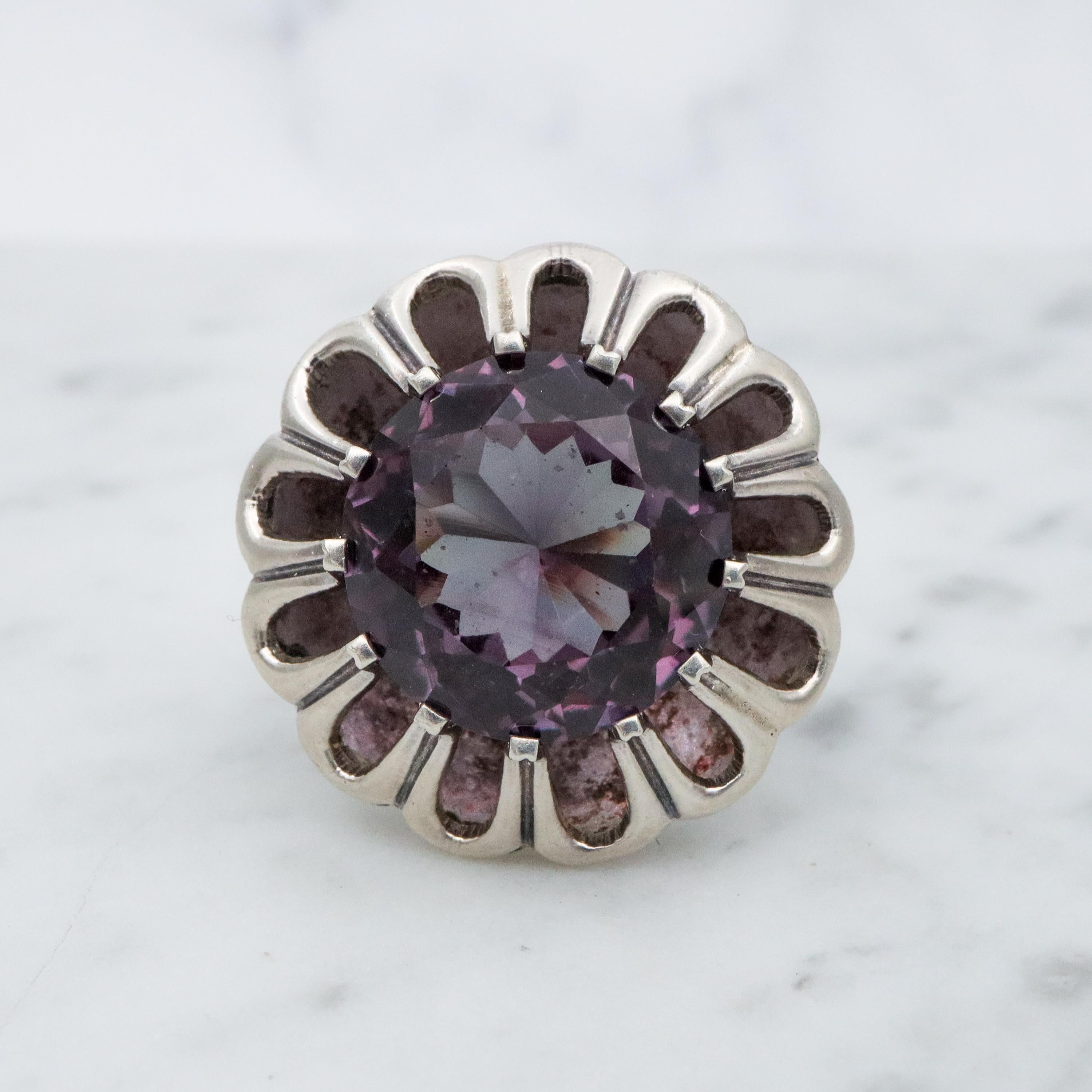 Mexican Modern sterling synthetic color change sapphire flower ring, size 5.25