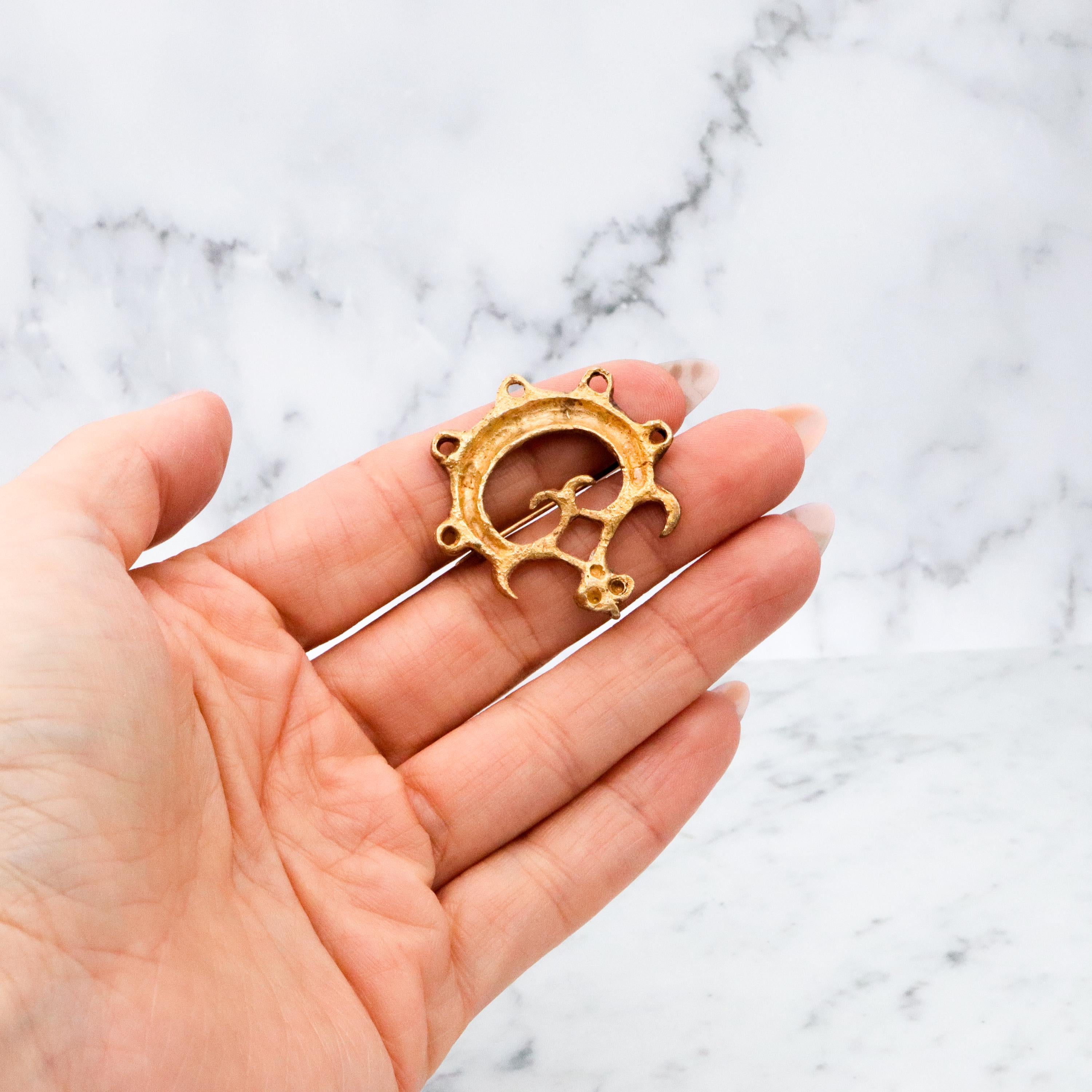 Vintage Pre-Columbian ancient artifact replica gold plated sand cast sterling brooch