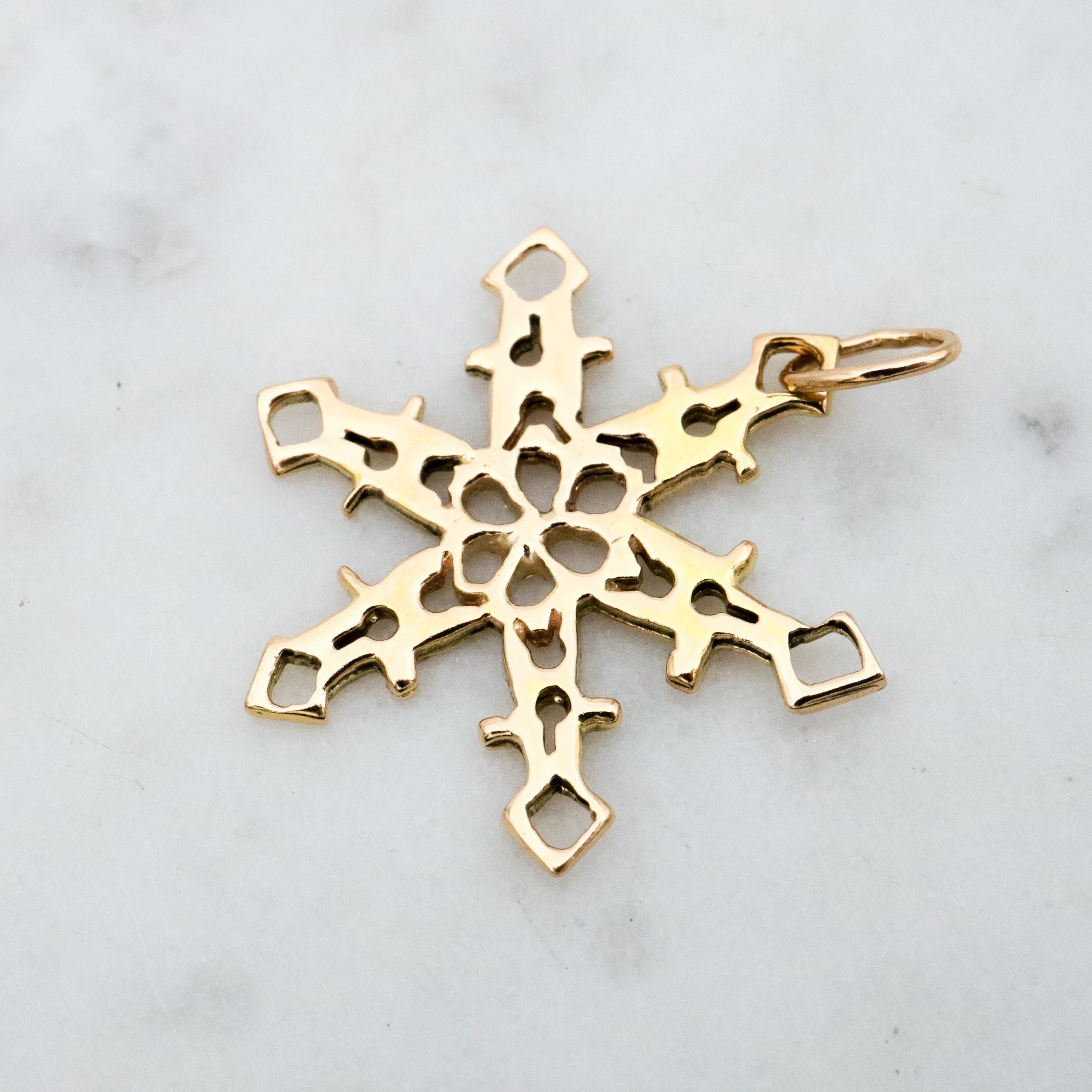 vintage 14k gold snowflake charm pendant