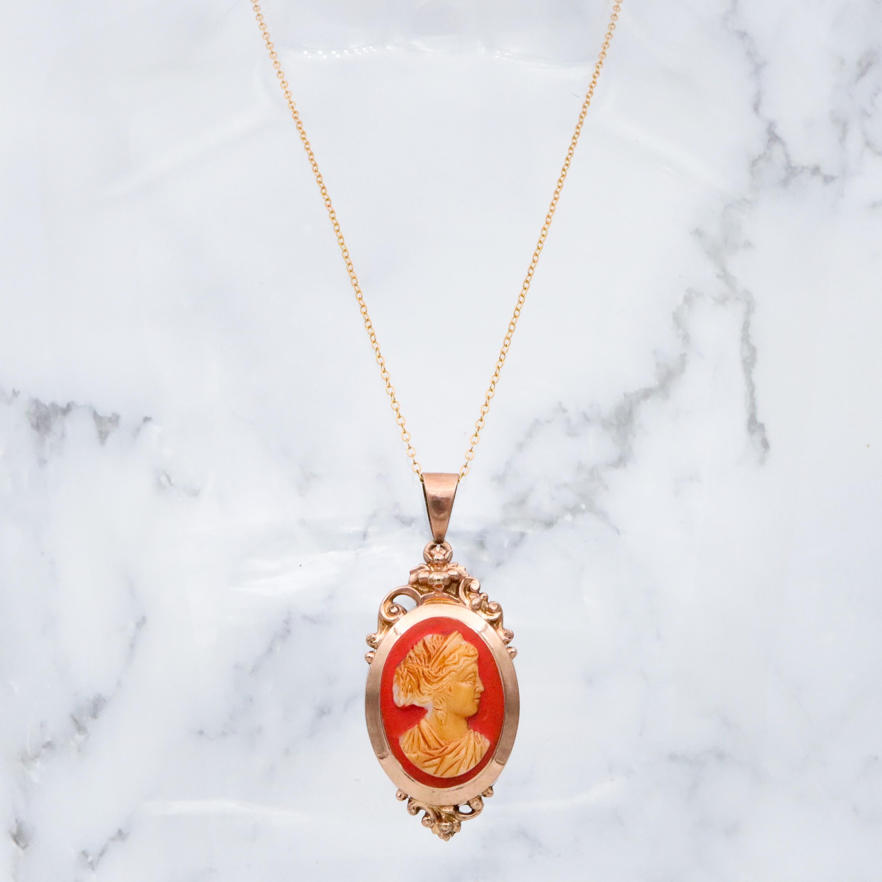 Antique Art Nouveau gold filled glass cameo locket pendant