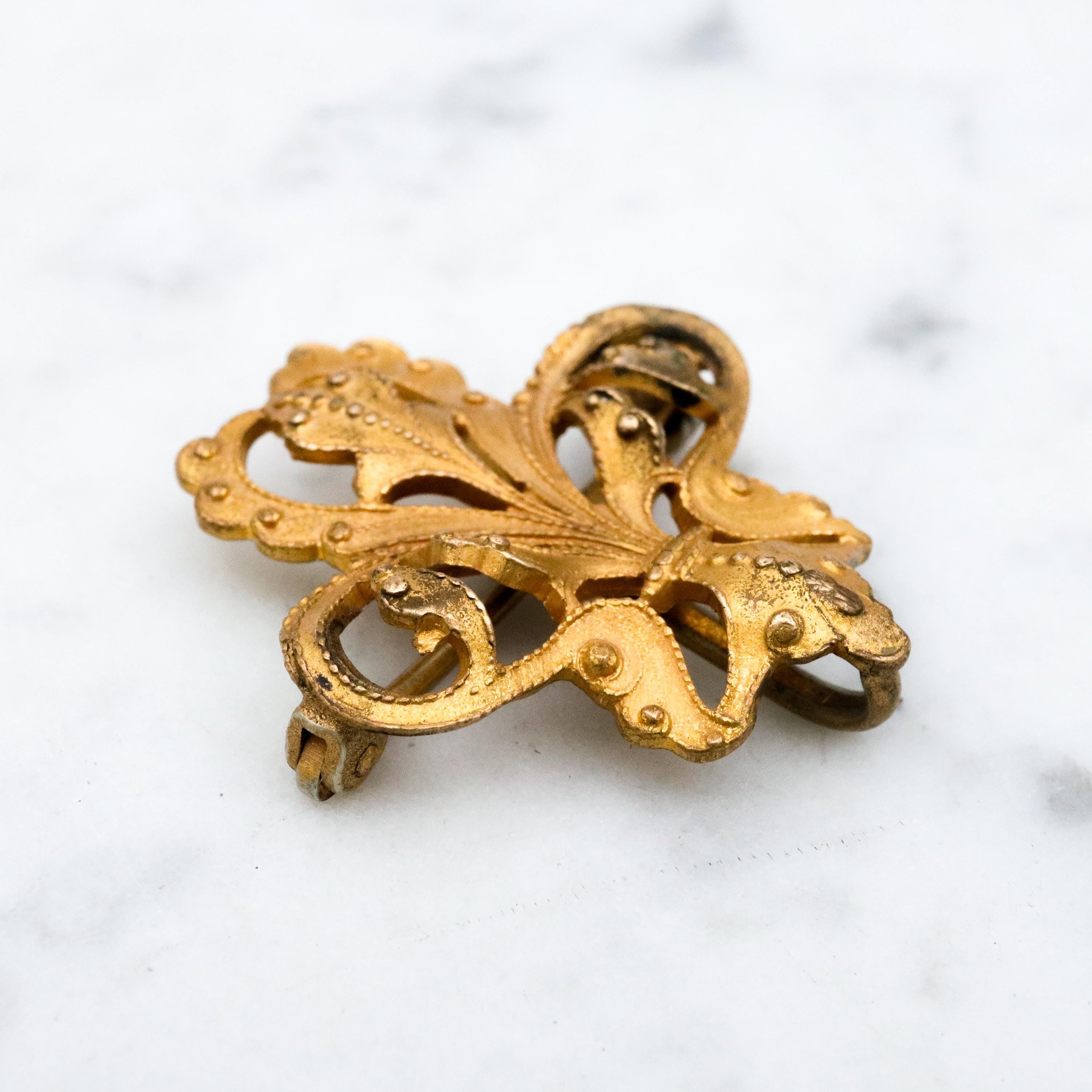 Antique Victorian gilt metal fancy fleur de lis watch clip pin