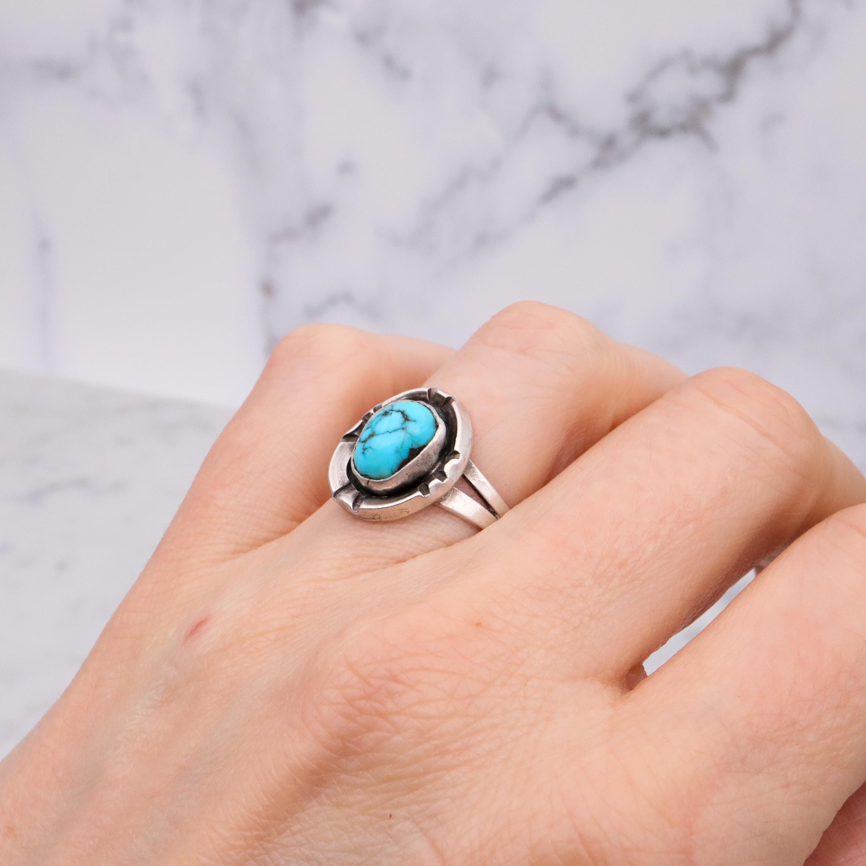 Vintage Navajo sterling turquoise ring, size 7.5 adjustable