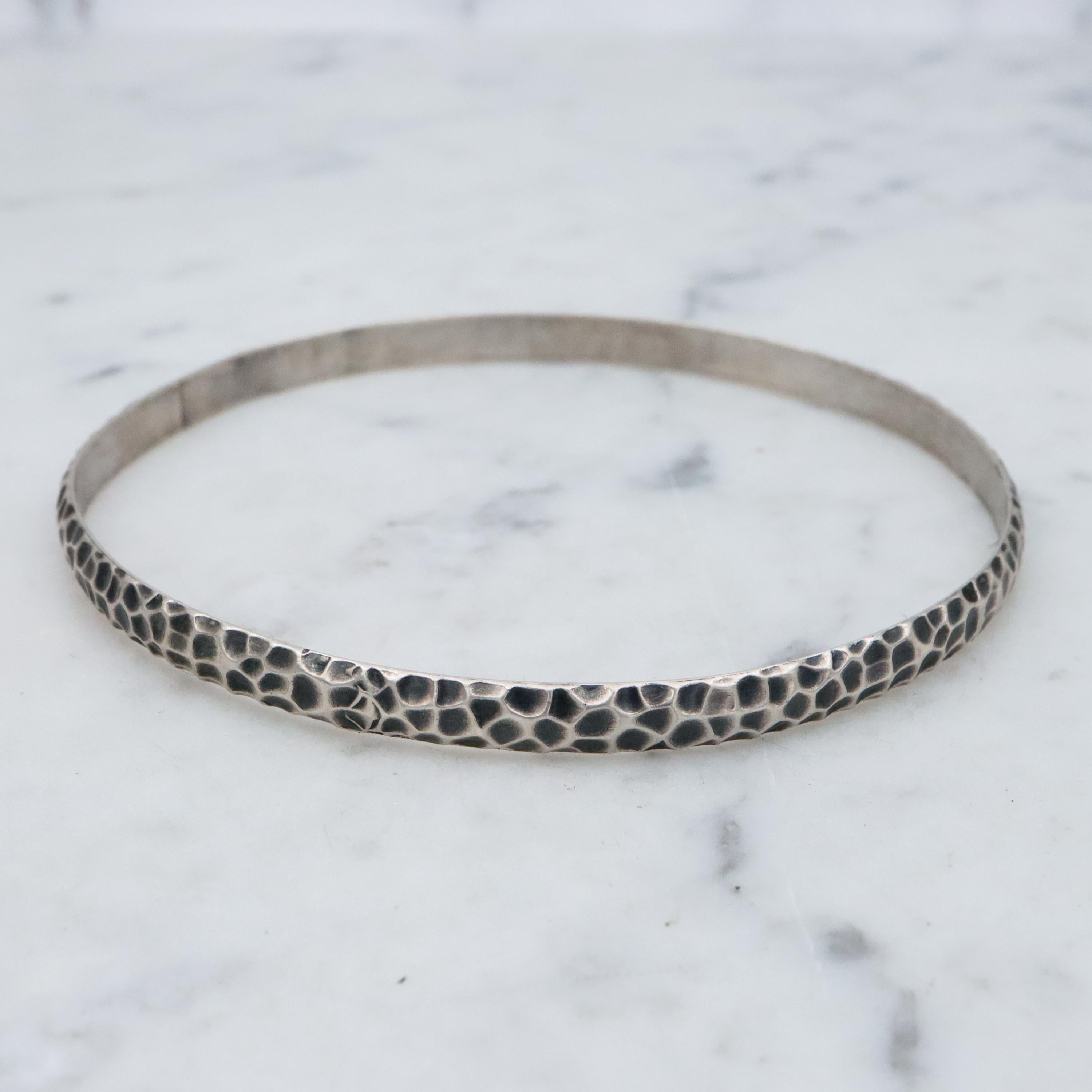 Retro sterling hammered bangle bracelet