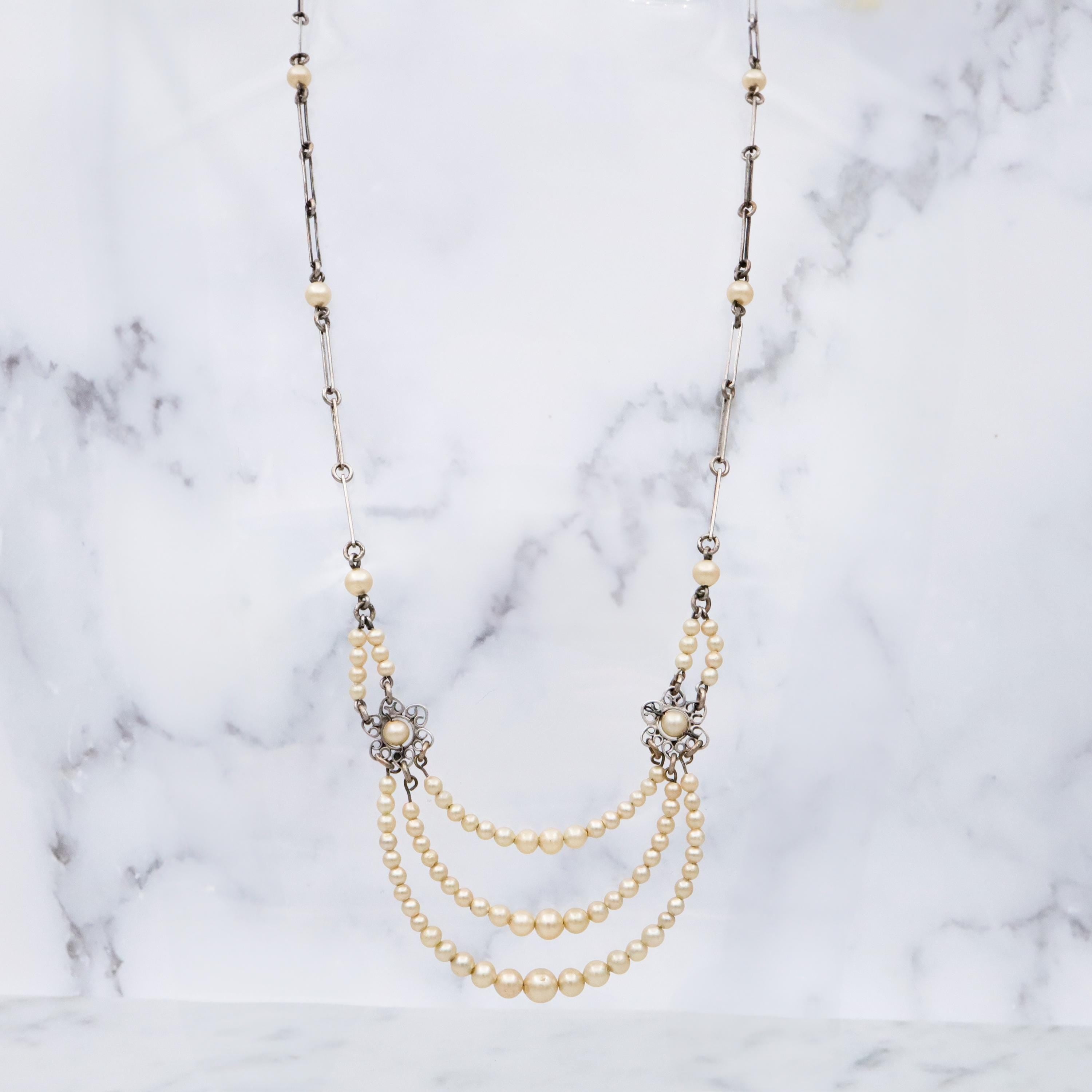 Antique Art Deco faux pearl chandelier silver tone necklace
