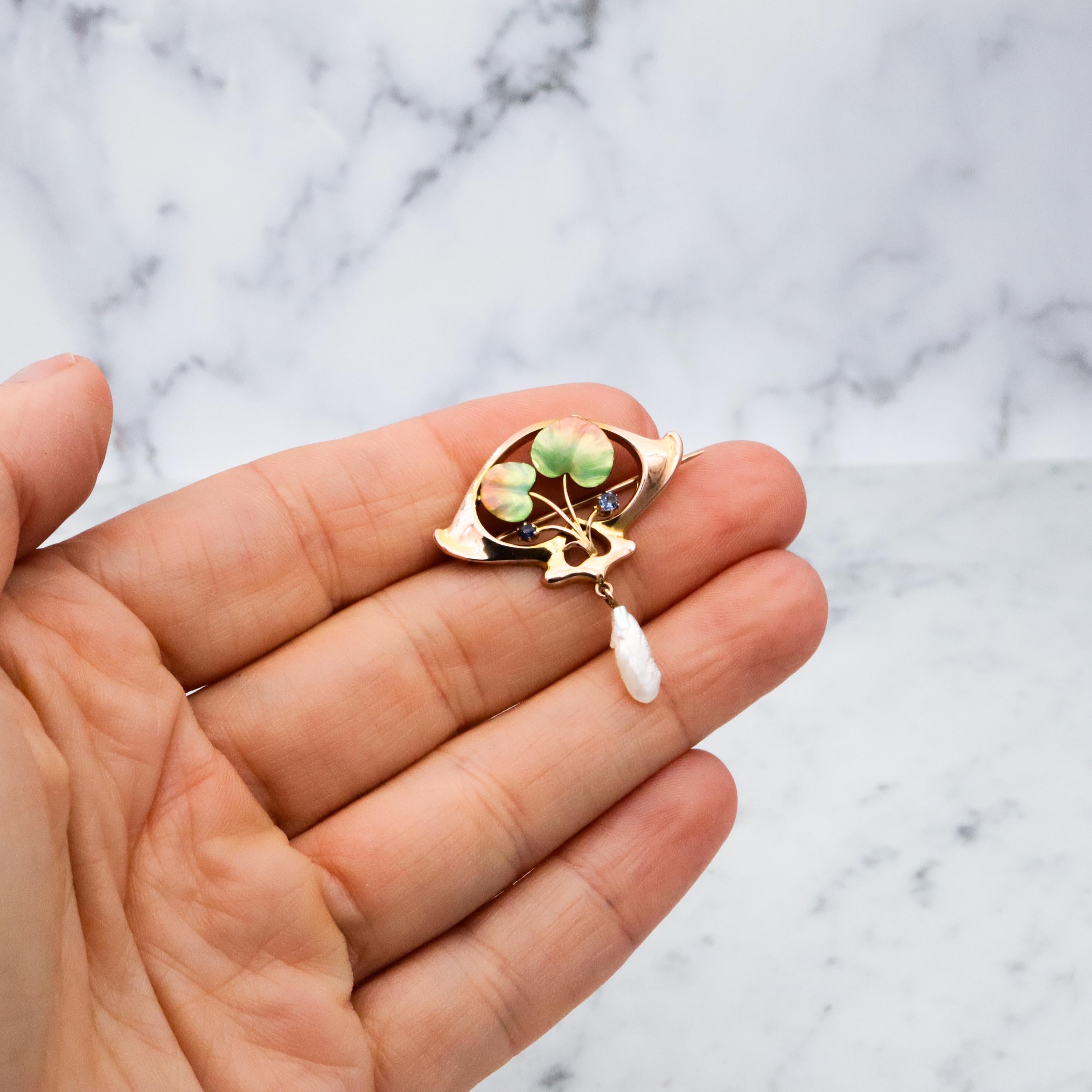 Antique Art Nouveau 9k gold enamel dogtooth pearl floral brooch