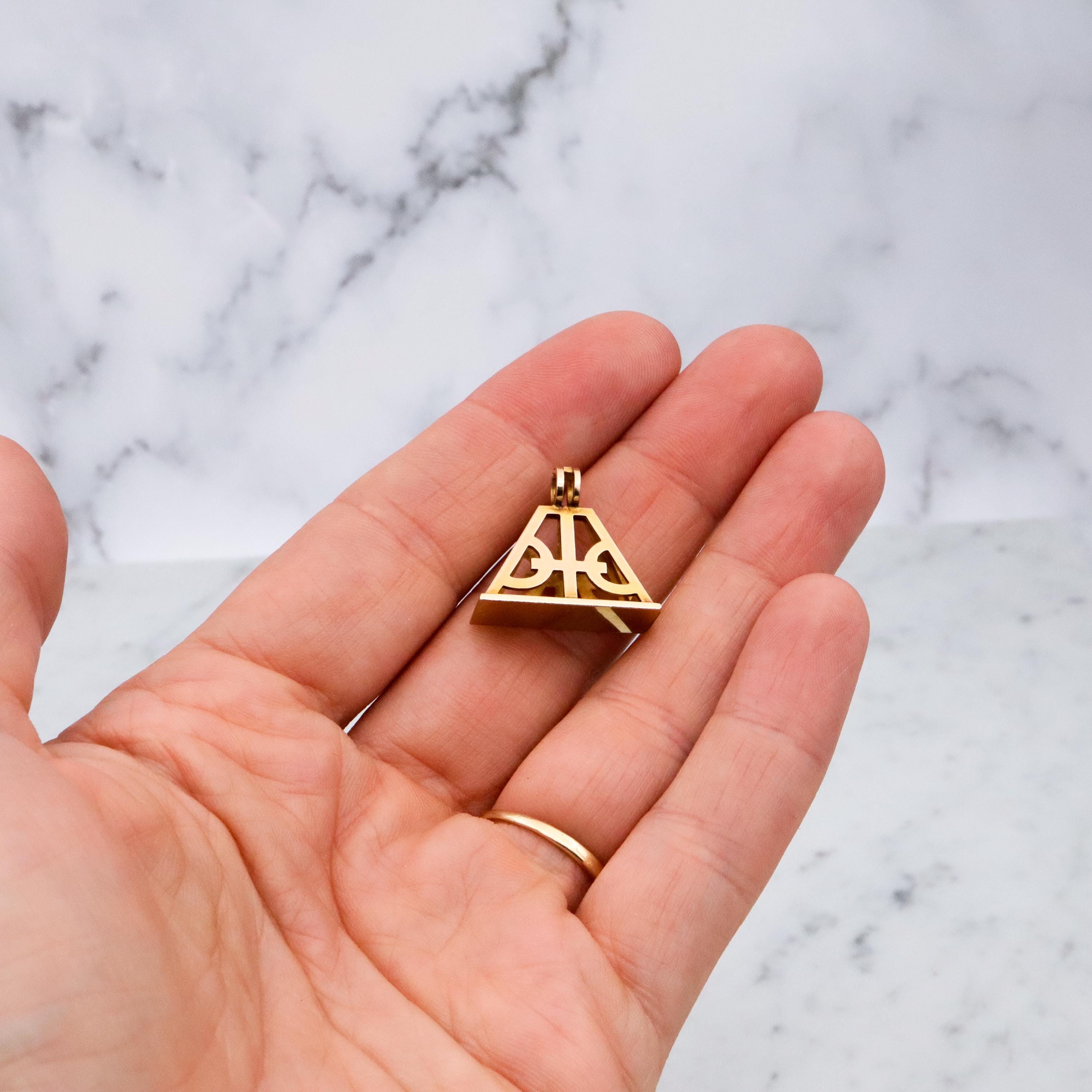 Antique Victorian 10k gold geometric cutout fob pendant