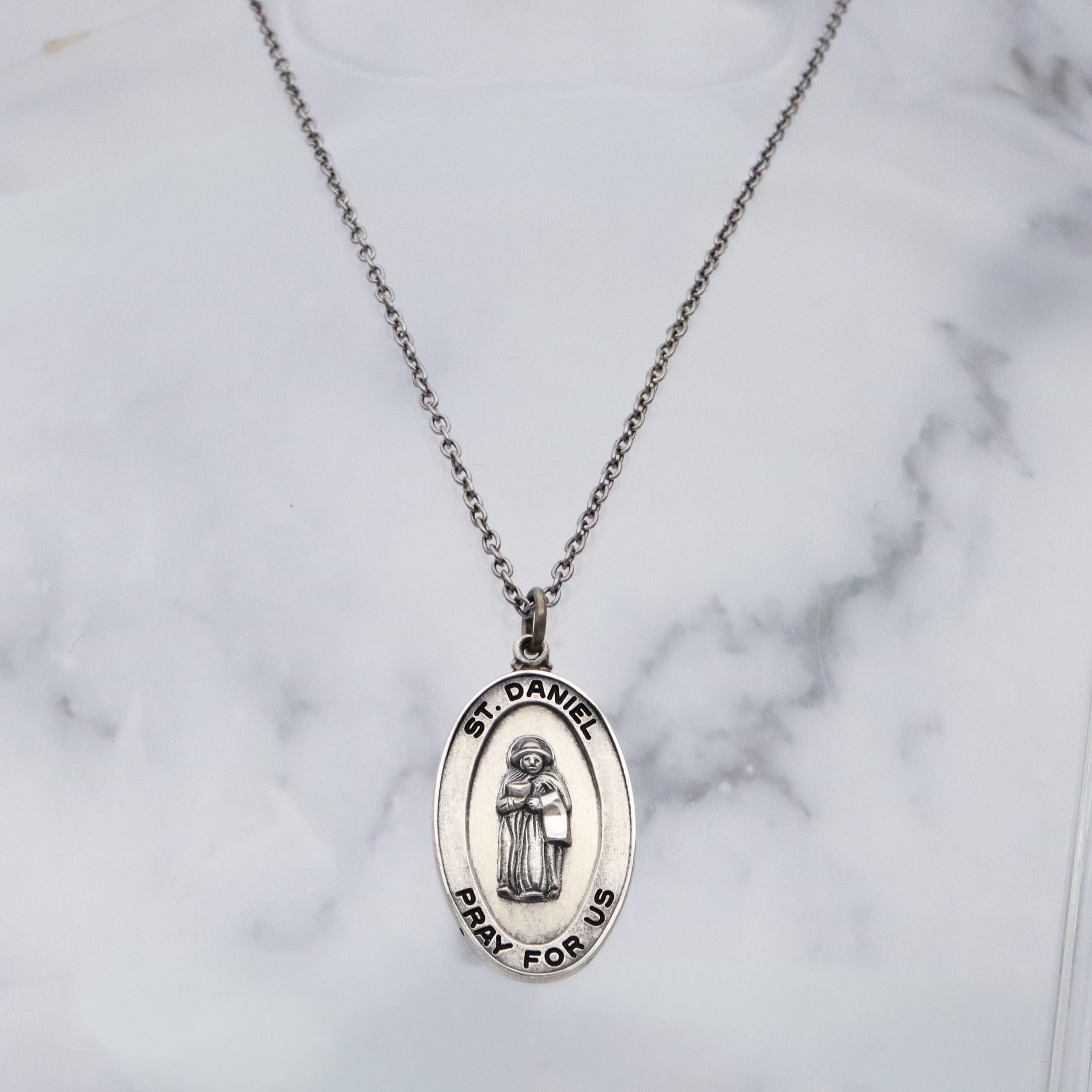 Vintage Creed sterling Saint Daniel medal pendant