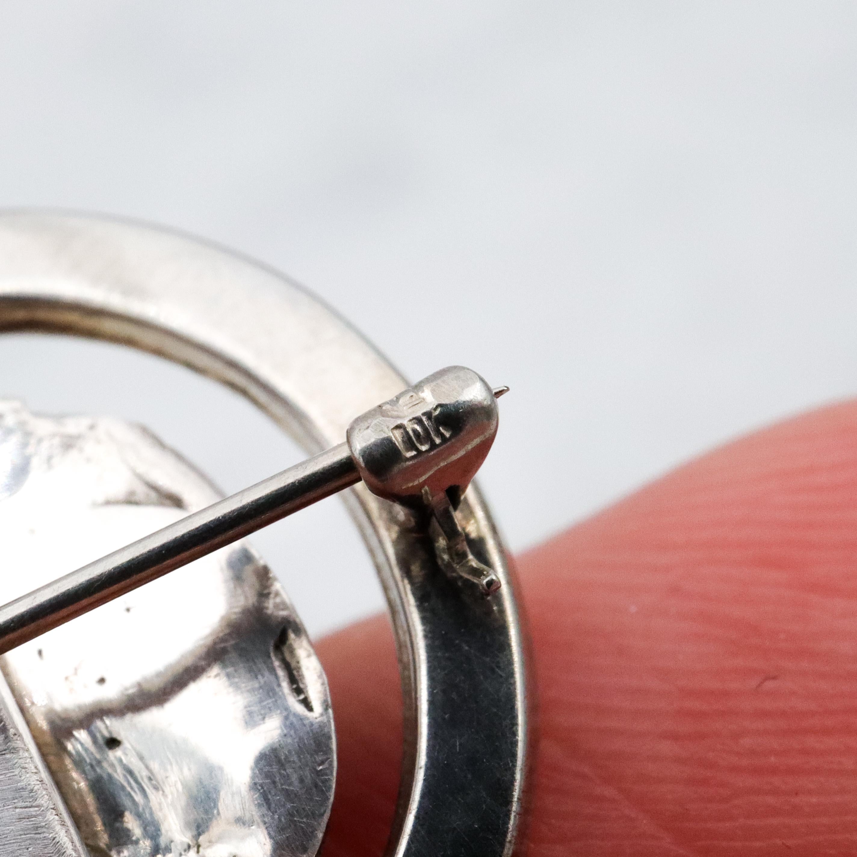 Antique Art Deco 10k white gold & sterling dog circle pin