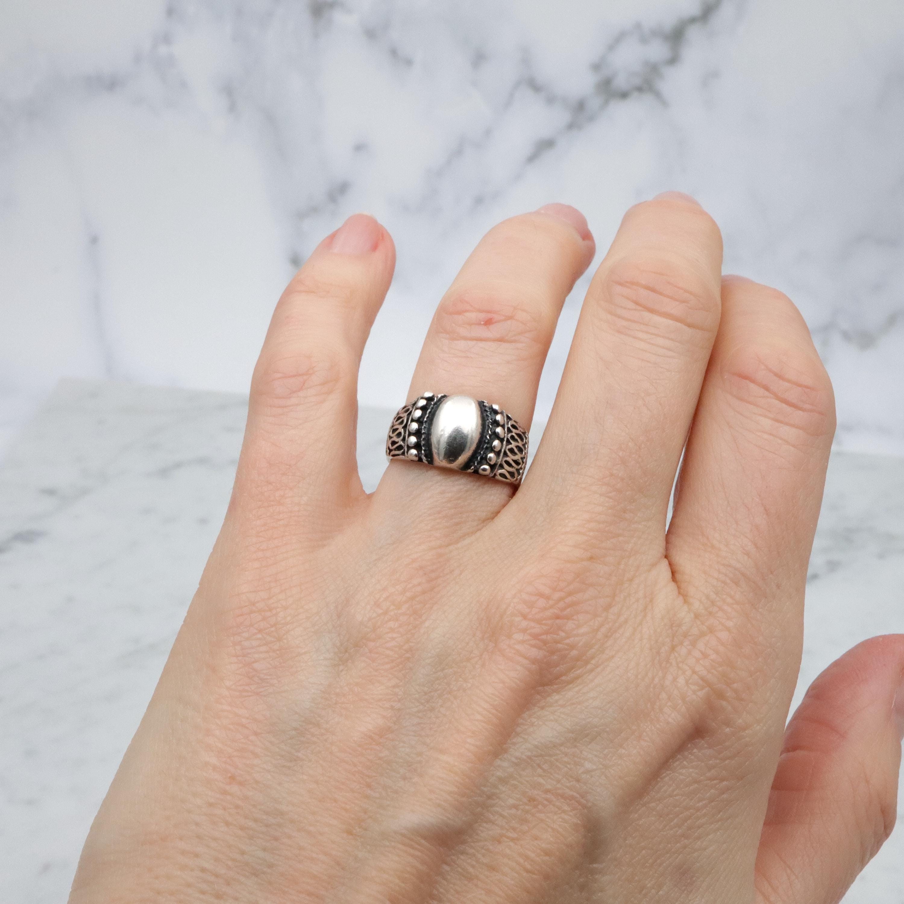 Vintage sterling cigar band style ring, size 6