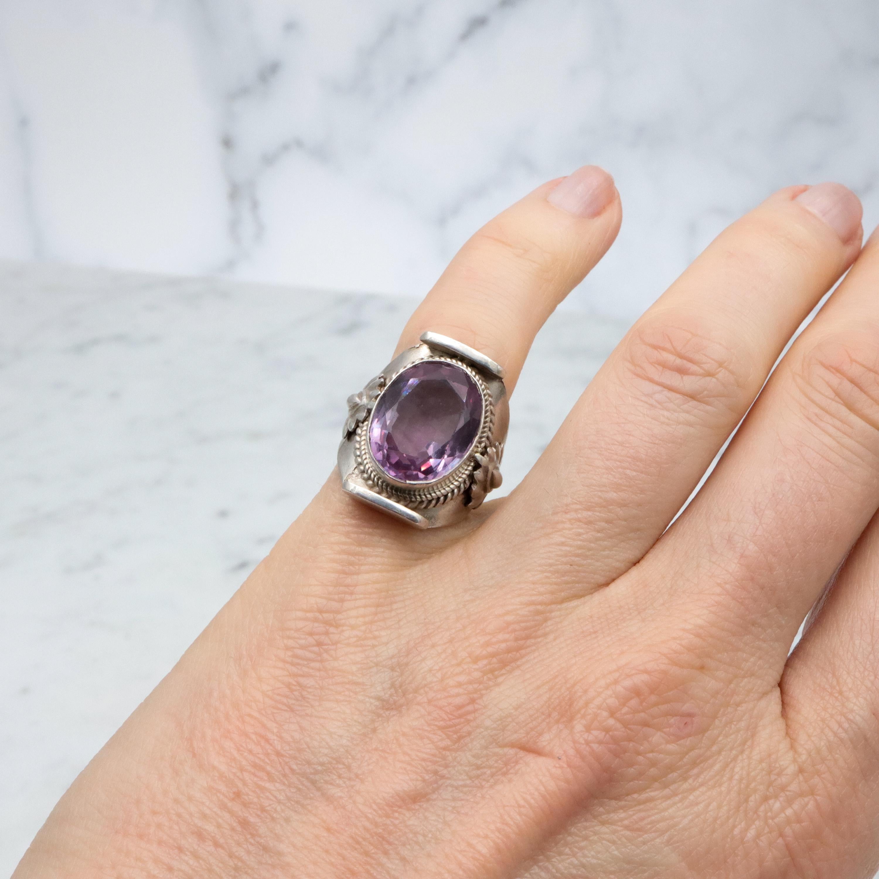 Vintage simulated purple sapphire sterling ring, sz 4.5