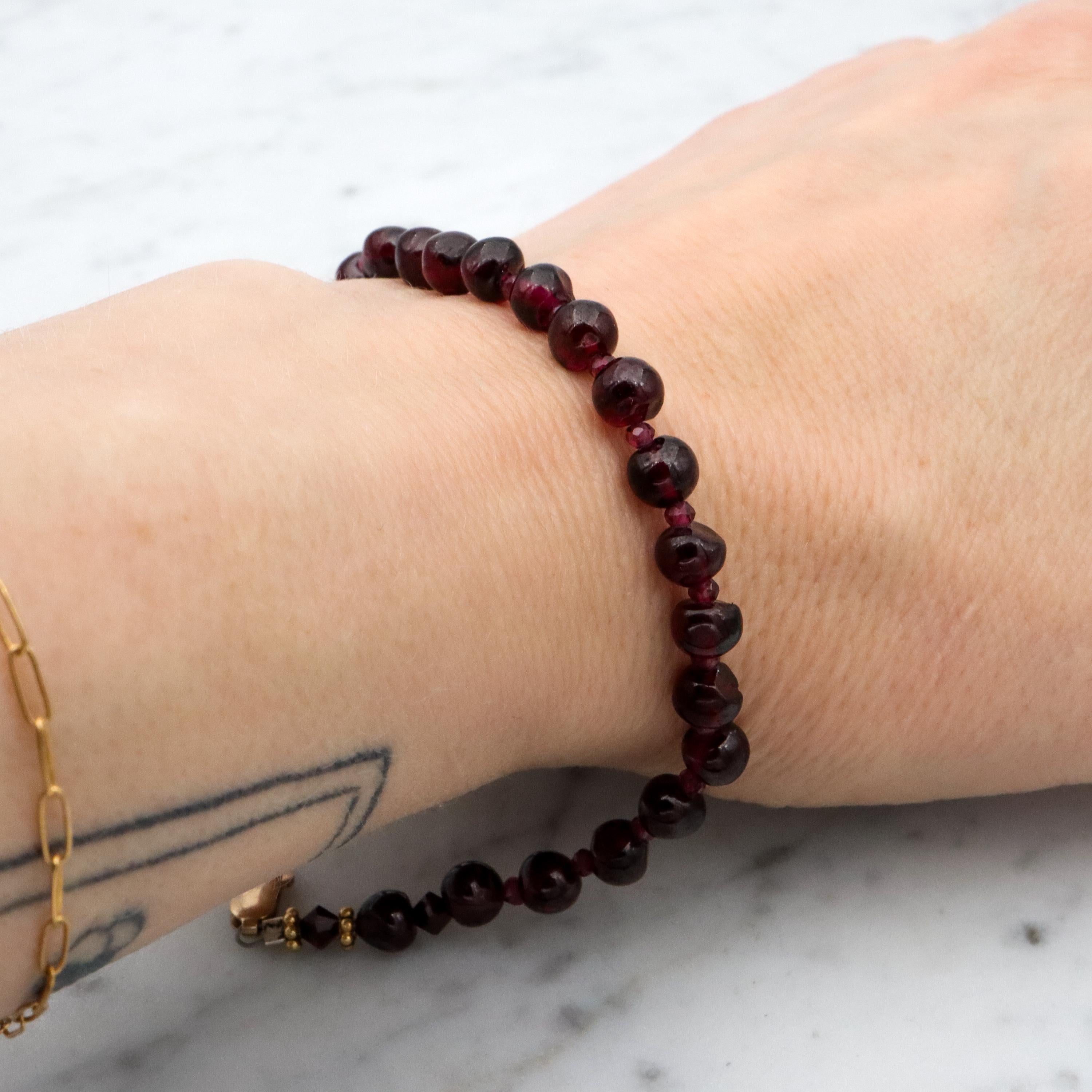 Vintage rhodolite garnet beaded gold filled bracelet, adjustable