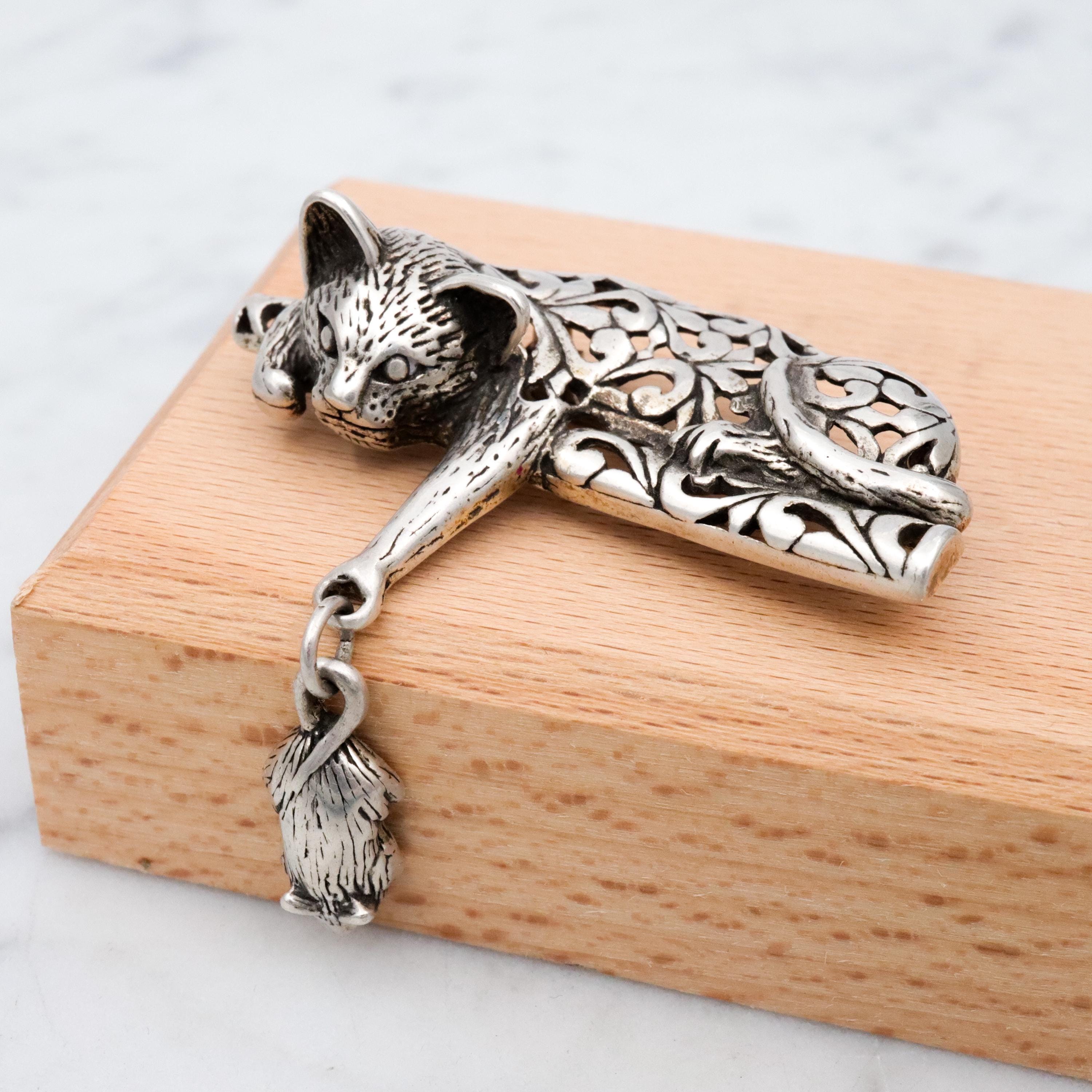 Vintage Jezlaine sterling filigree cat & mouse brooch