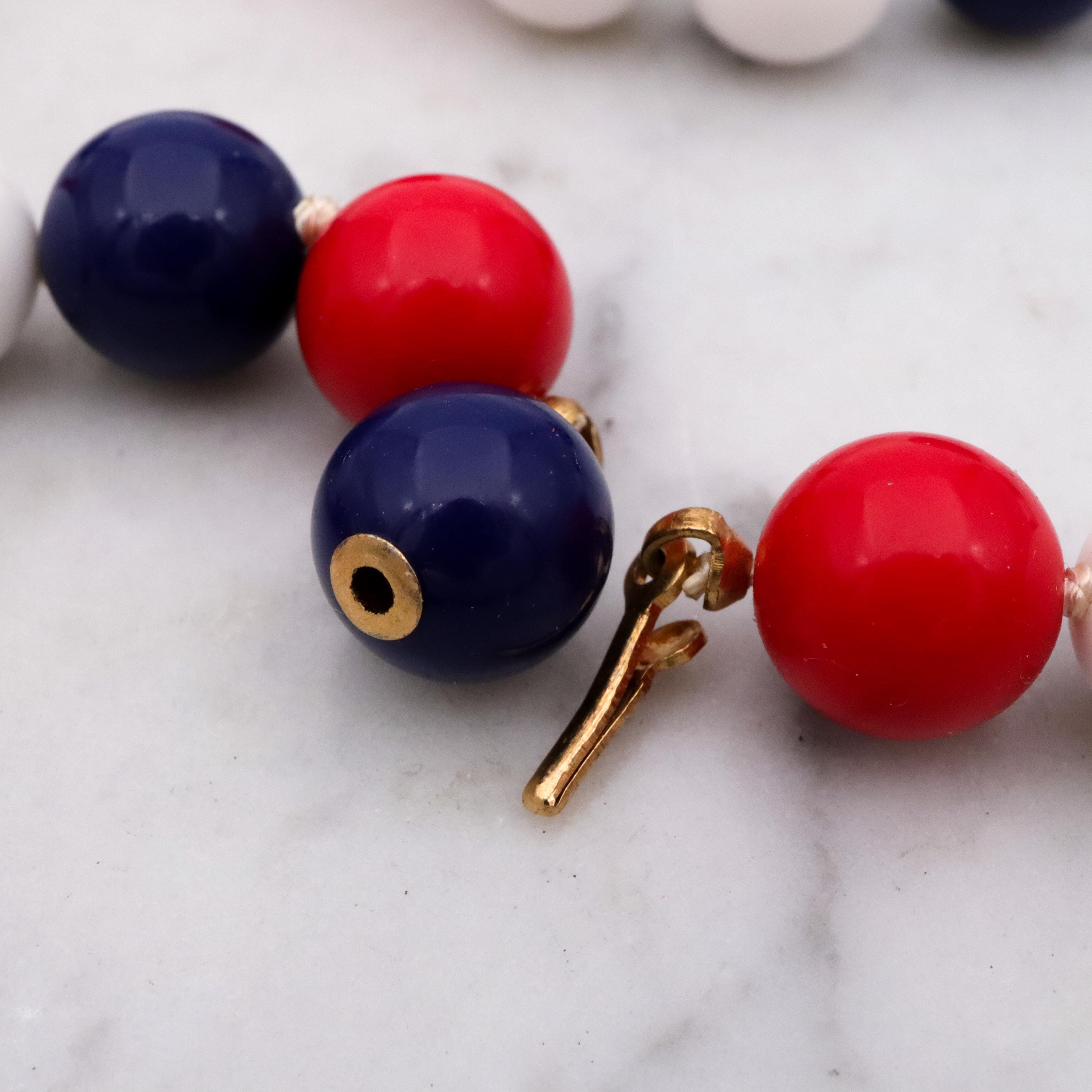 Retro Richelieu Patriotic red white blue beaded necklace