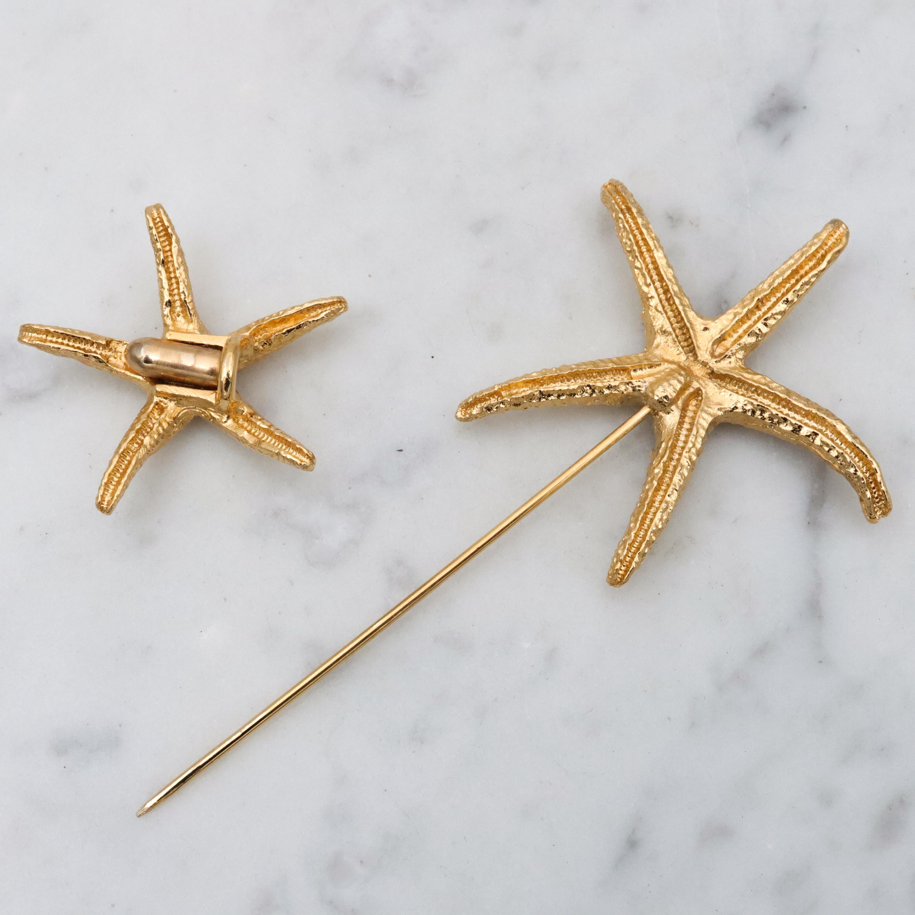 Vintage gold tone double starfish jabot pin