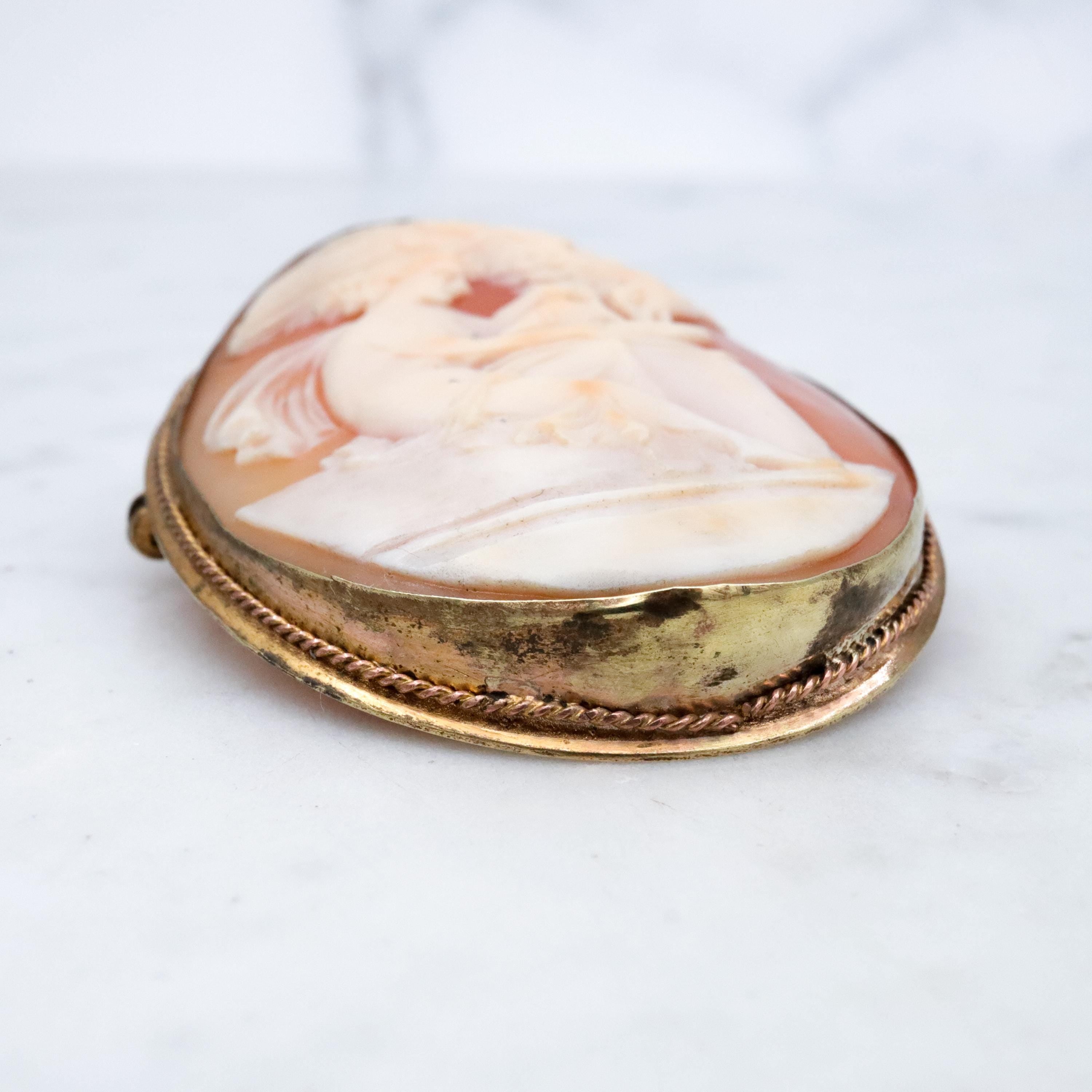Victorian Hebe goddess shell cameo brooch/pendant combo