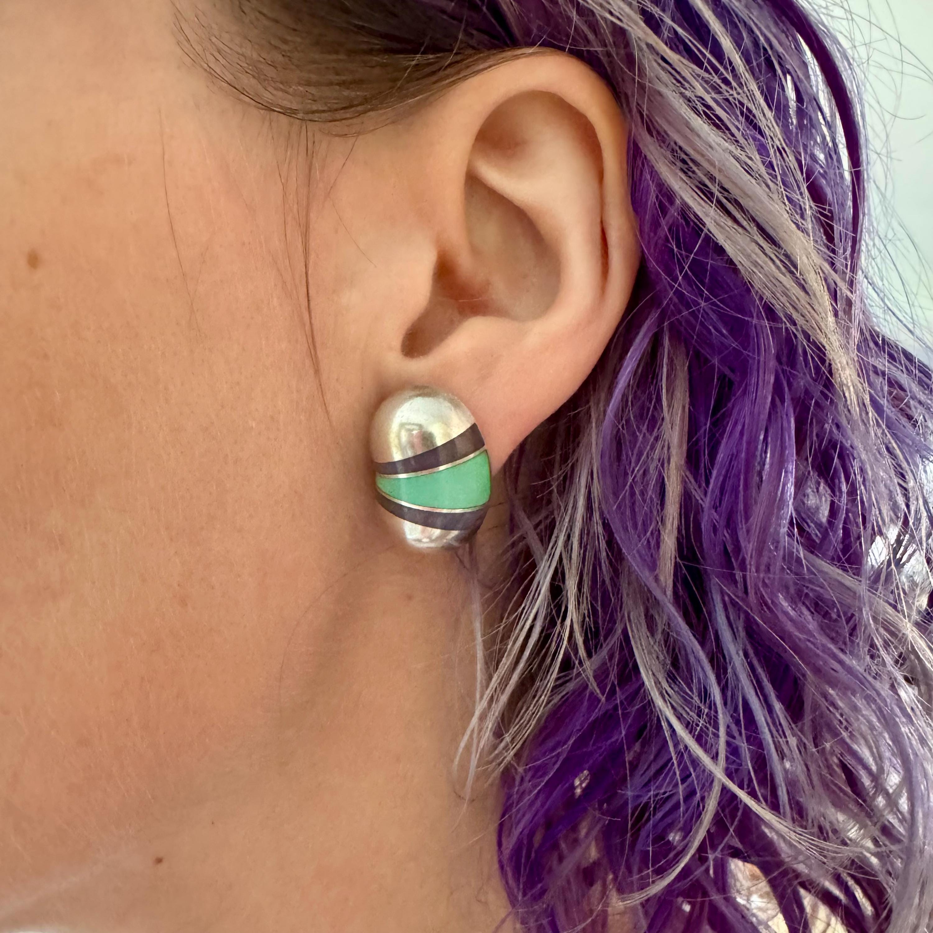 Vintage Valerie Jo Coulson gemstone inlaid sterling bean earrings