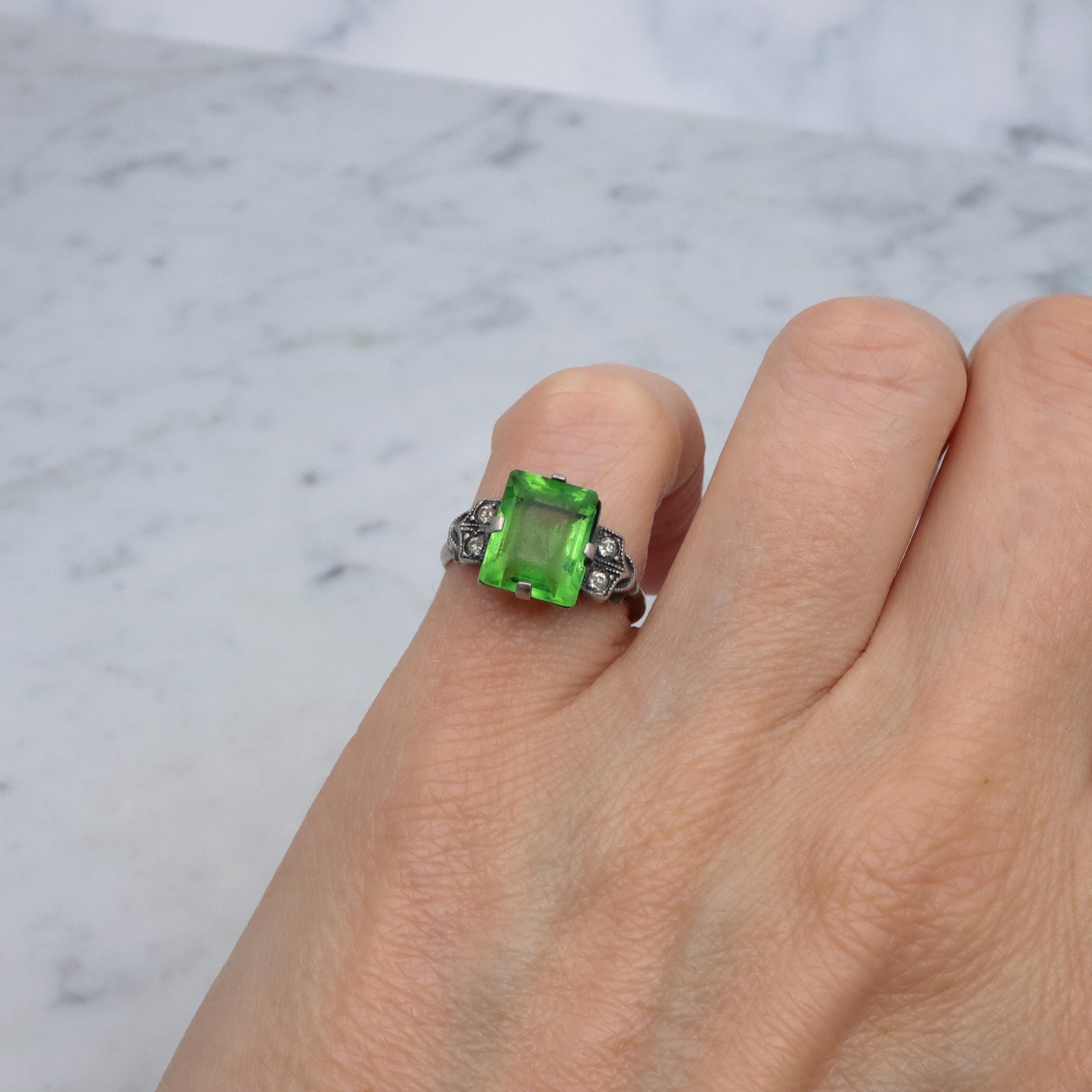 Uncas Deco sterling green glass petite ring, size 5