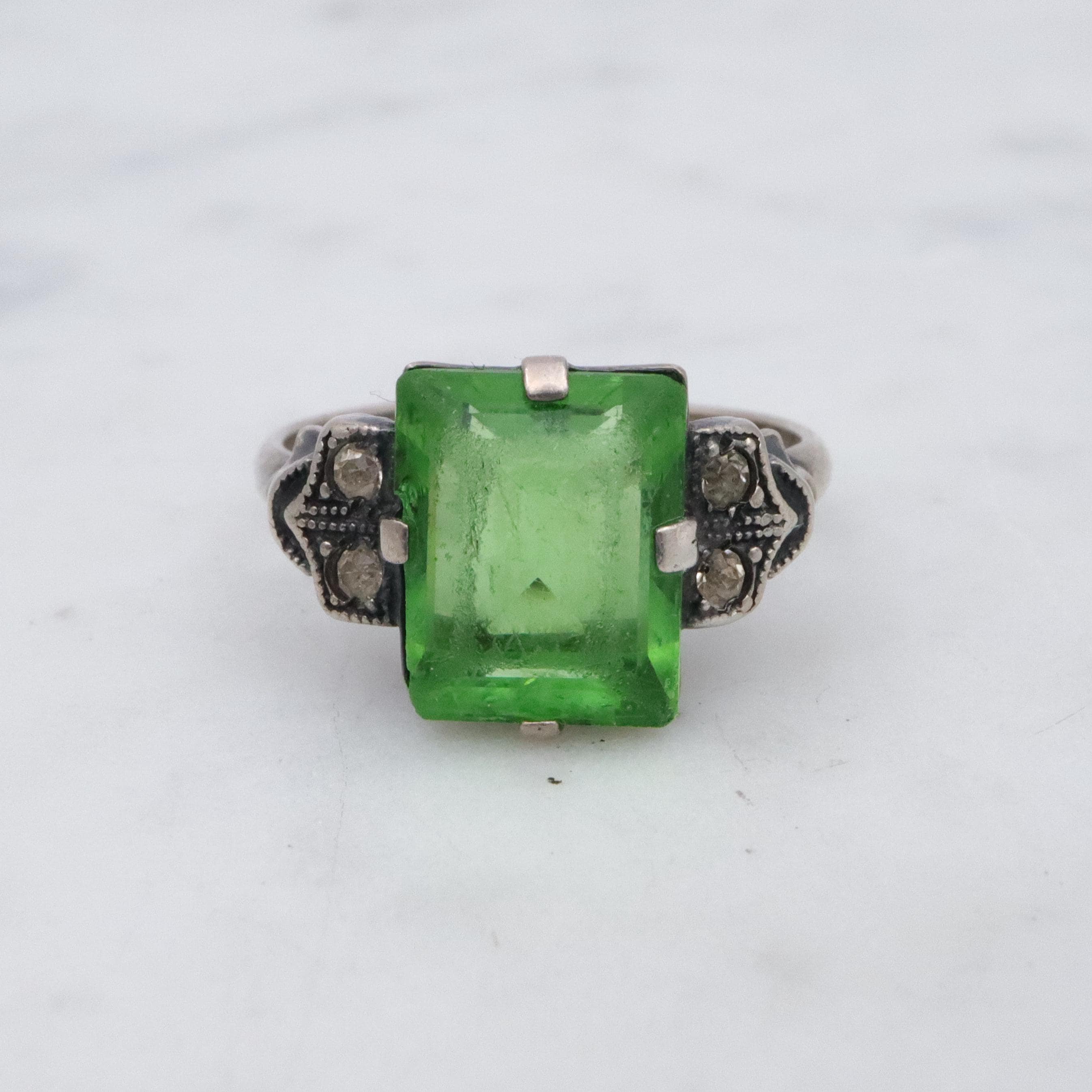 Uncas Deco sterling green glass petite ring, size 5