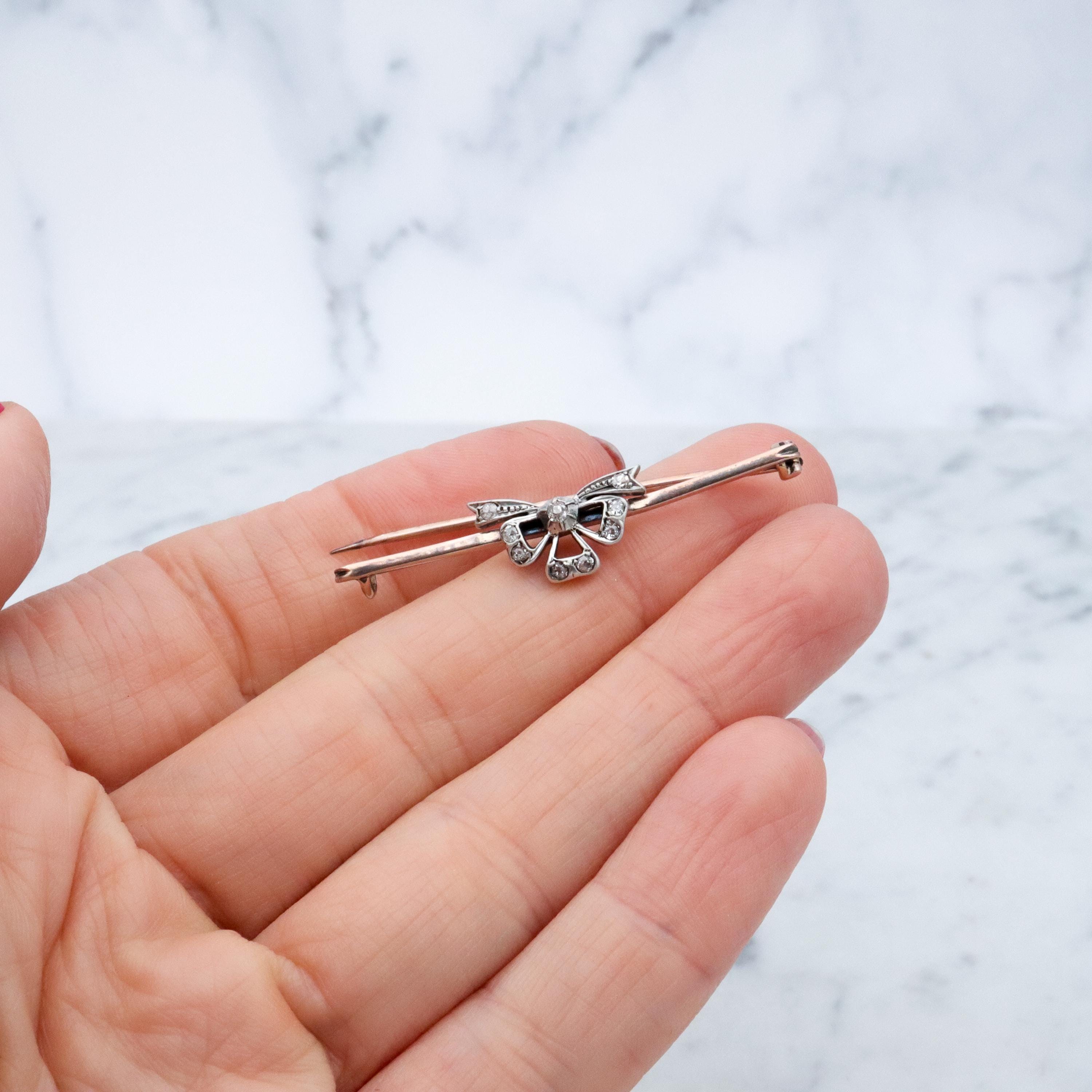 Victorian gold & silver bow bar pin w/old mine cut diamonds