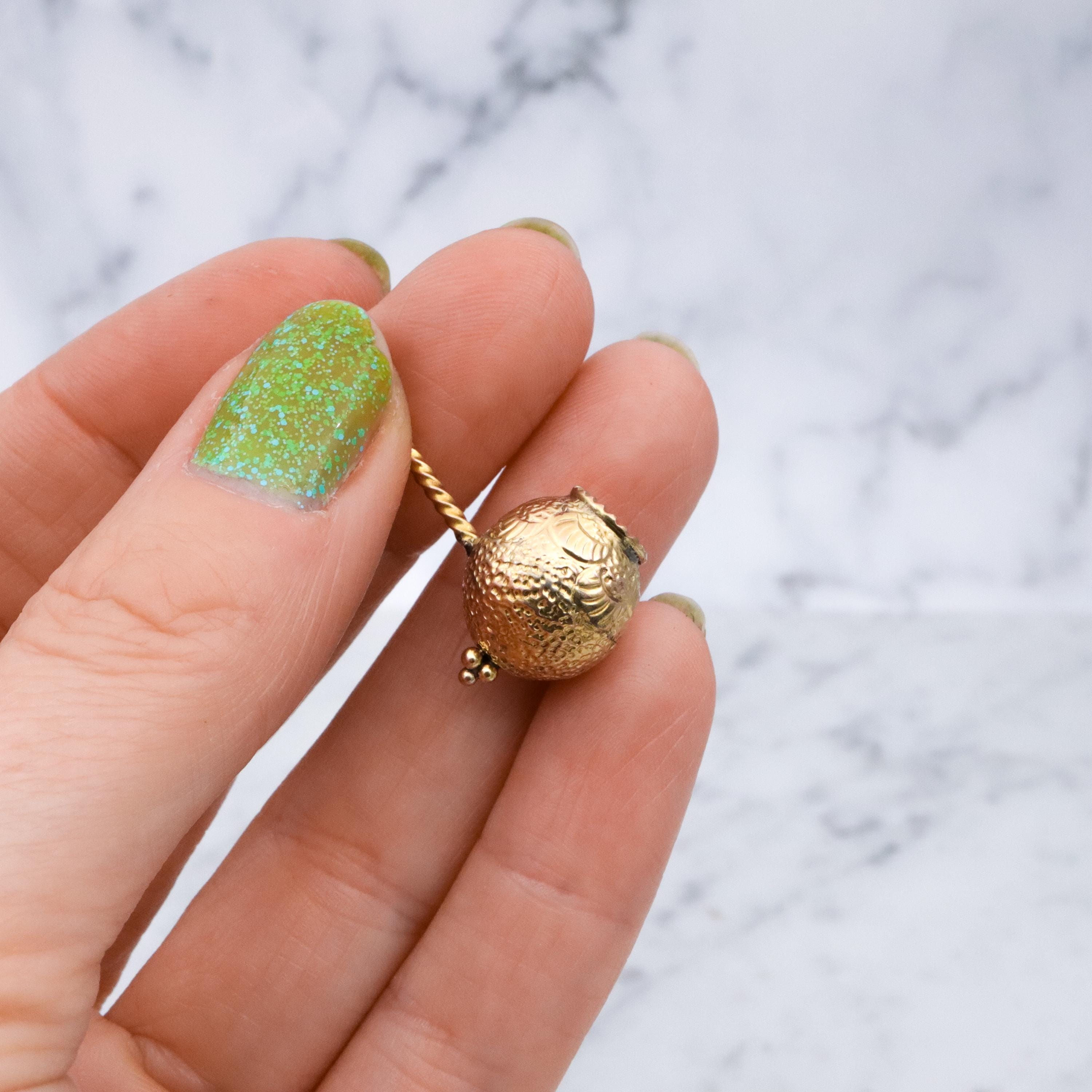 Vintage 14k gold figural gourd ladle charm pendant