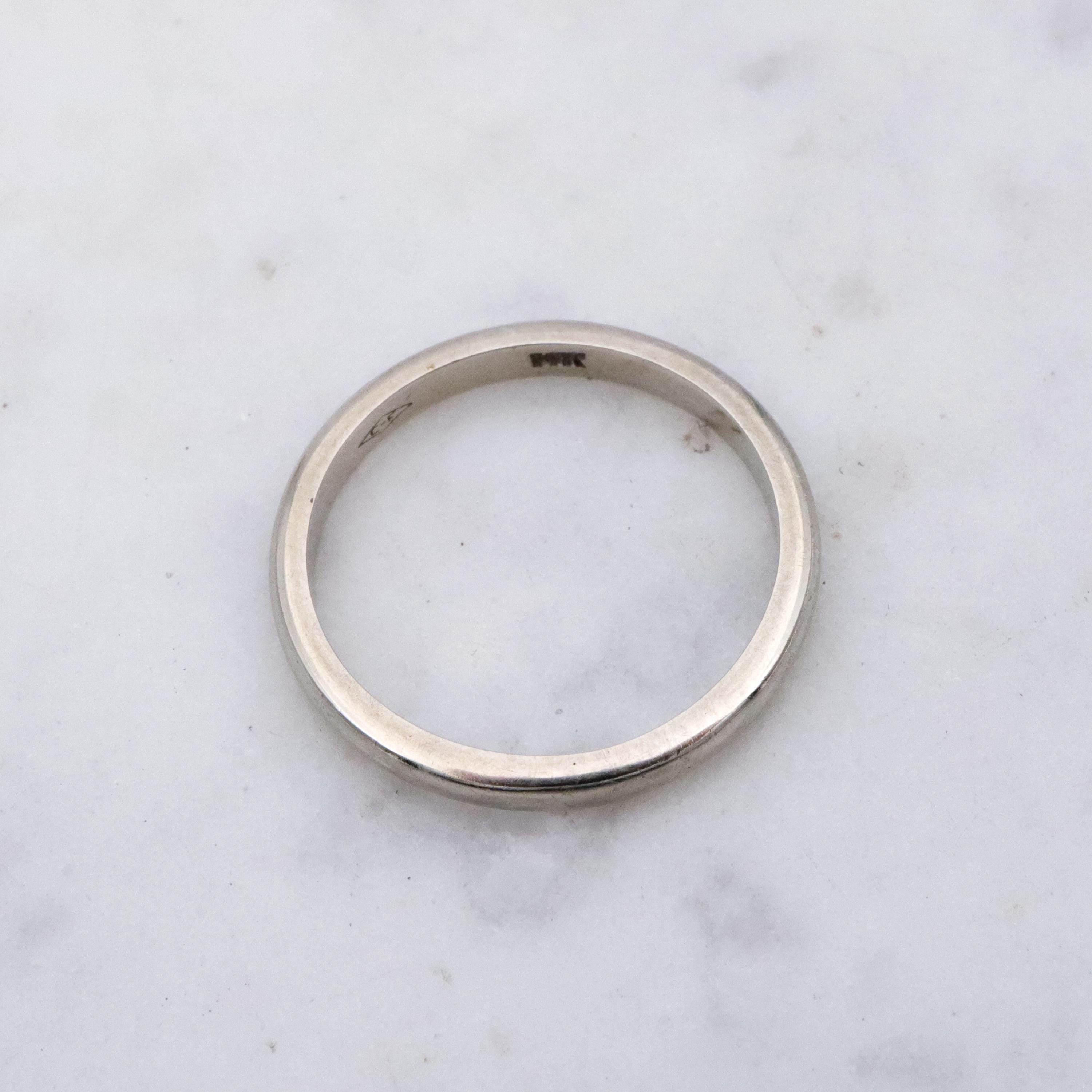 Simple Mid Century 14k white gold half-round 2.15mm wedding band, size 4.5
