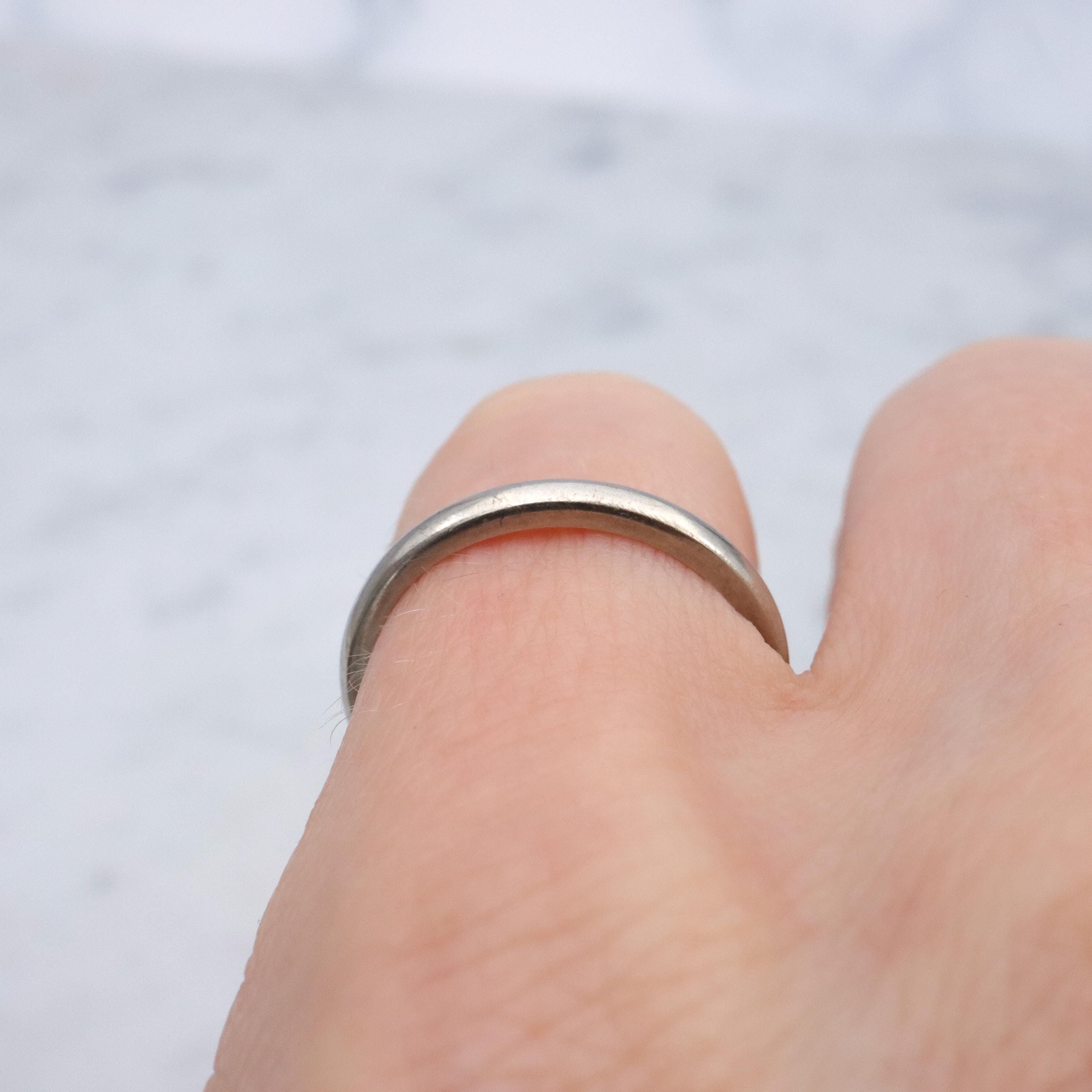 Simple Mid Century 14k white gold half-round 2.15mm wedding band, size 4.5